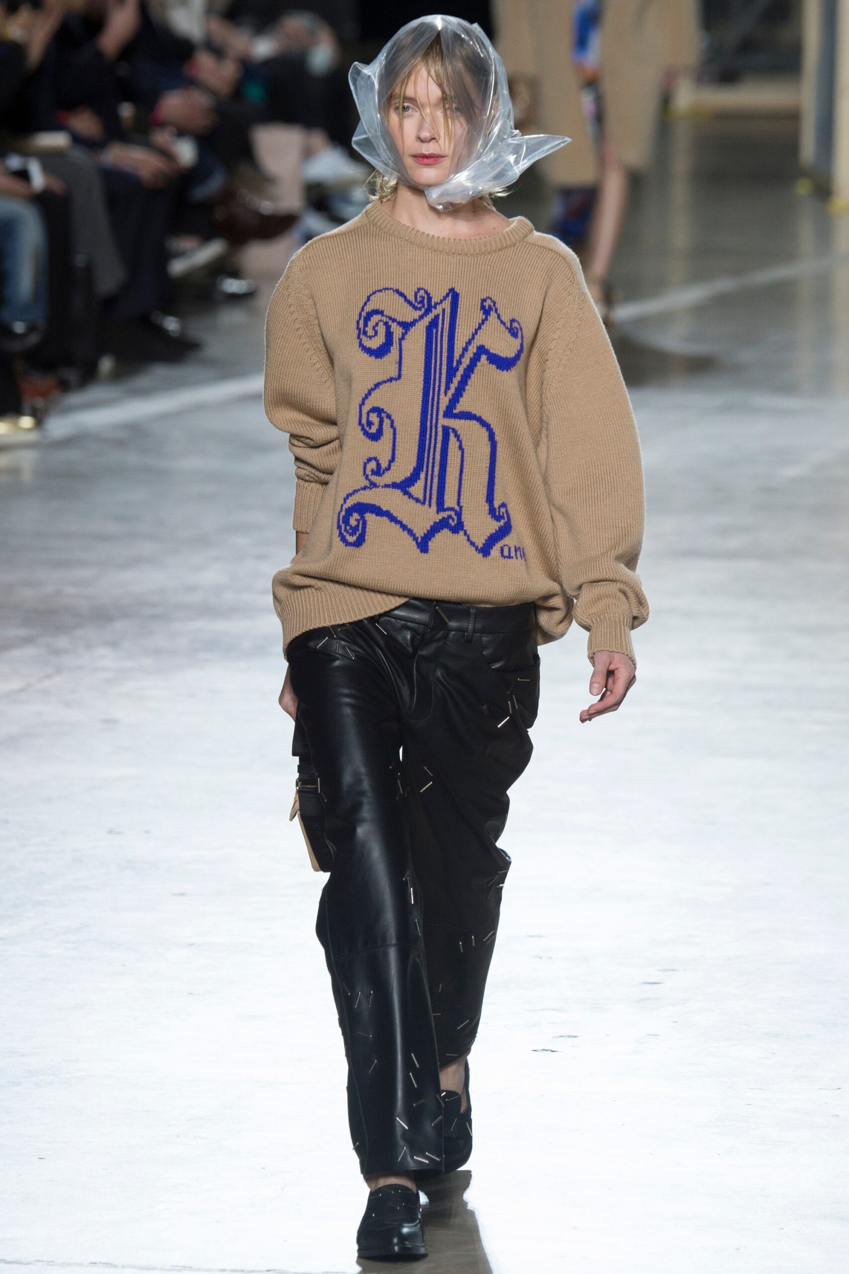 Christopher Kane F/W 16 Look 50