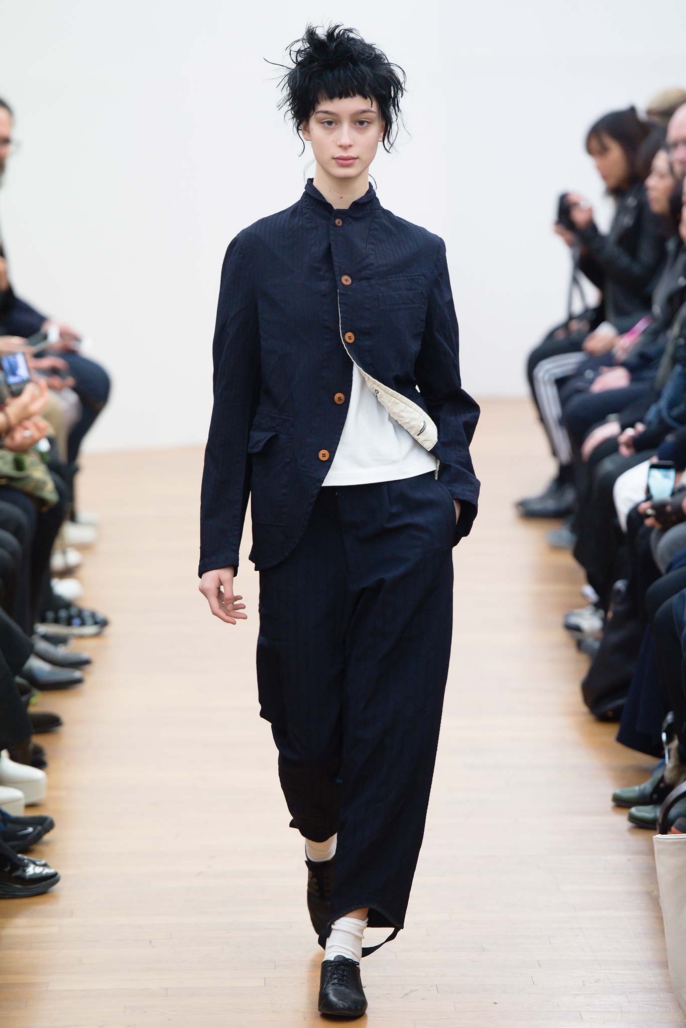 Comme des Garçons Comme des Garçons F/W 15 Look 209
