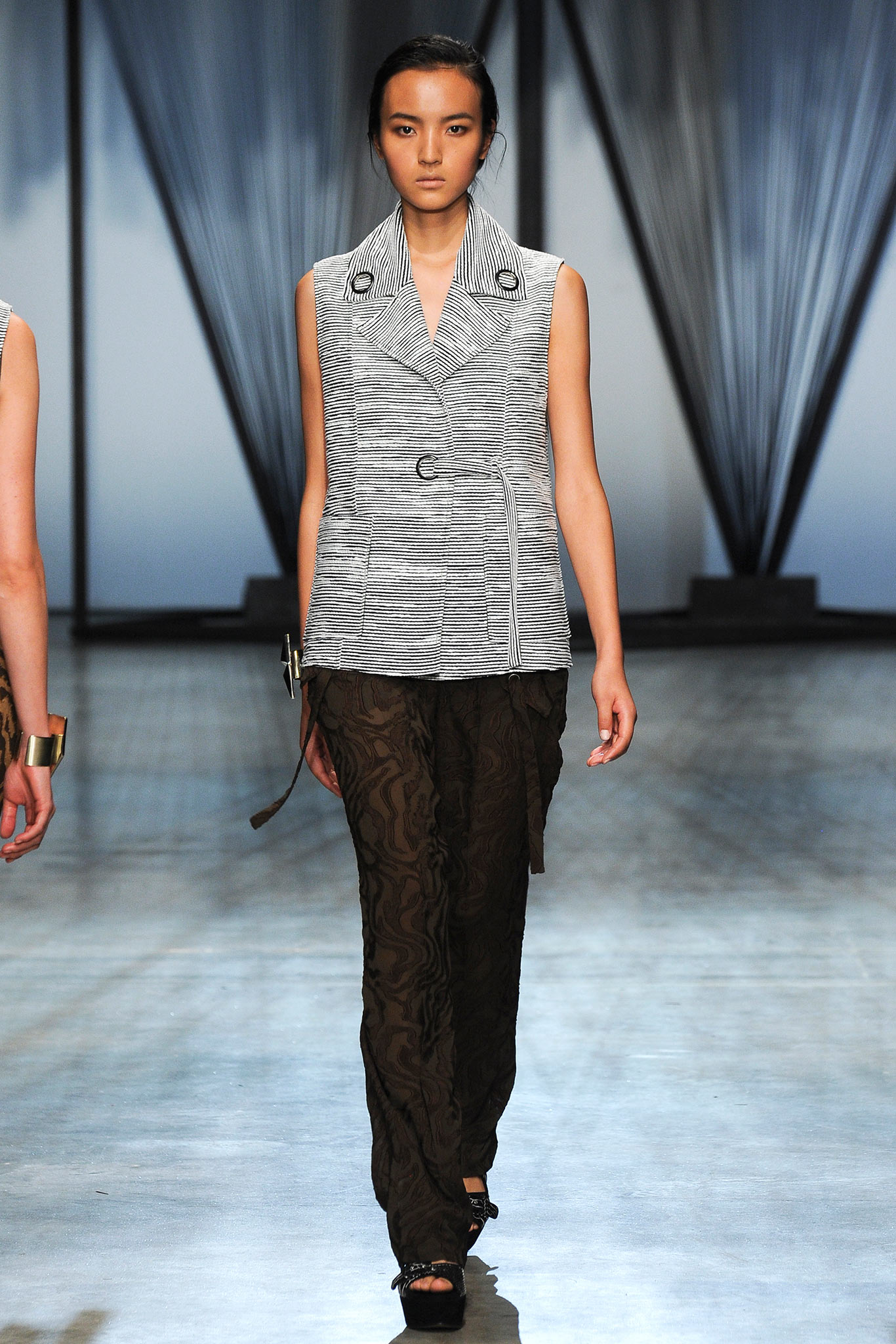 Damir Doma S/S 15 Look 33