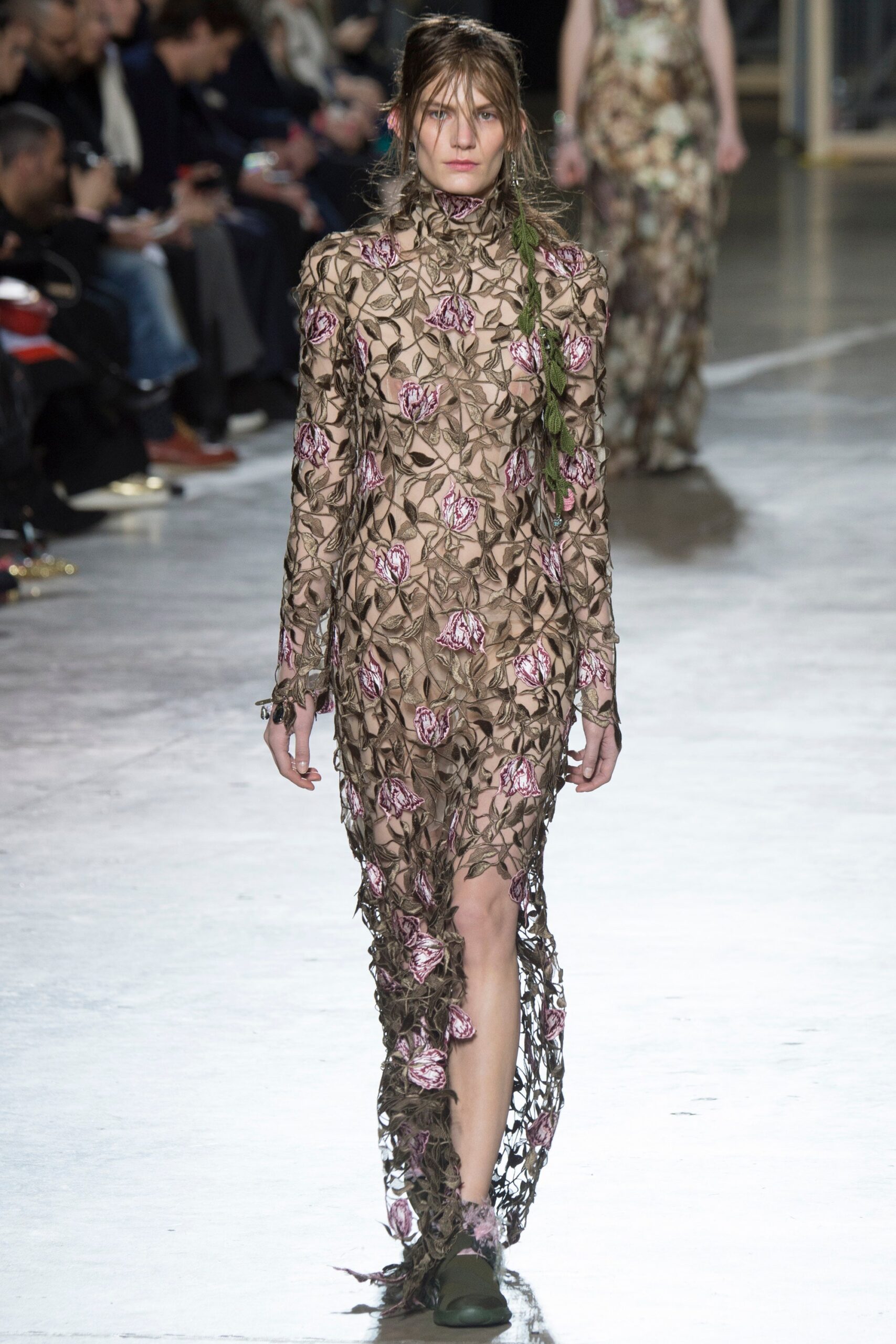 Christopher Kane F/W 16 Look 237