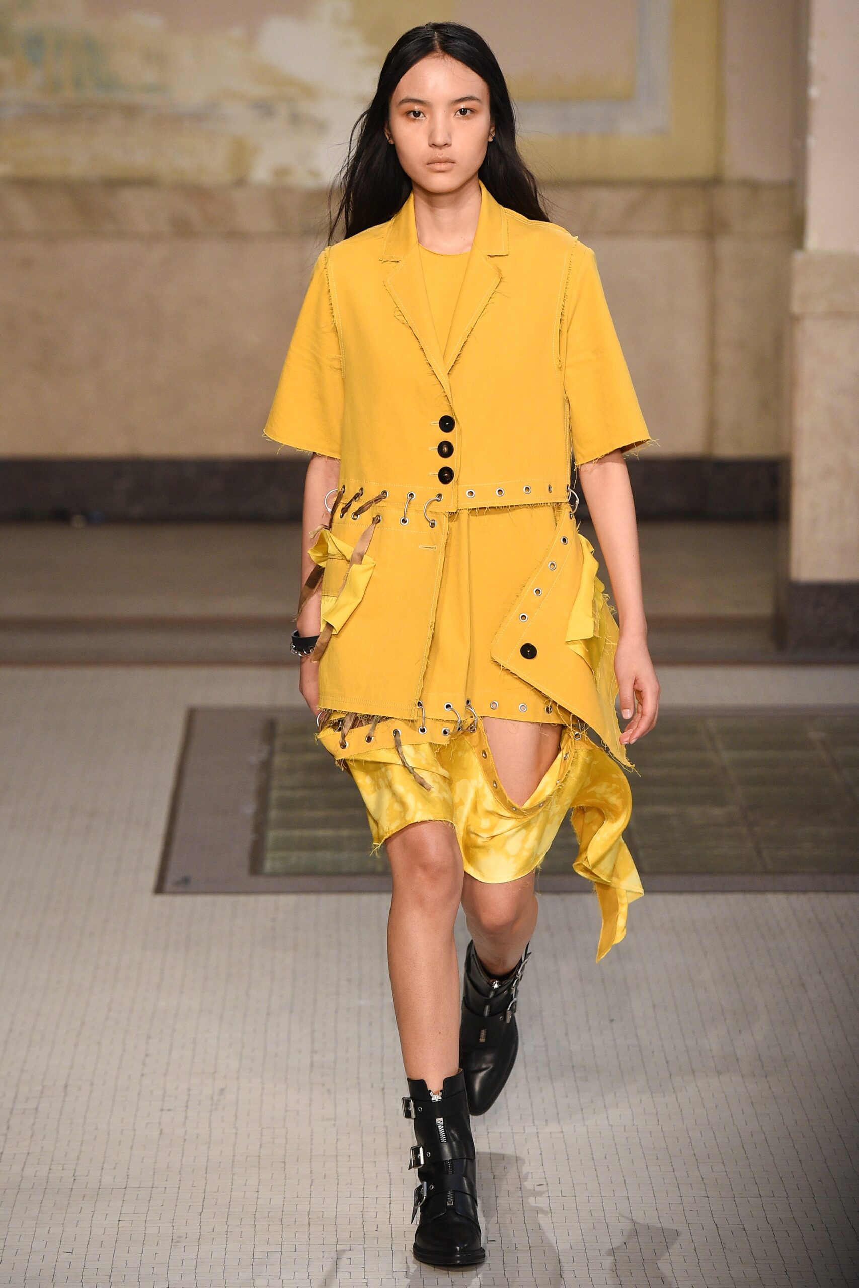 Damir Doma S/S 17 Look 88