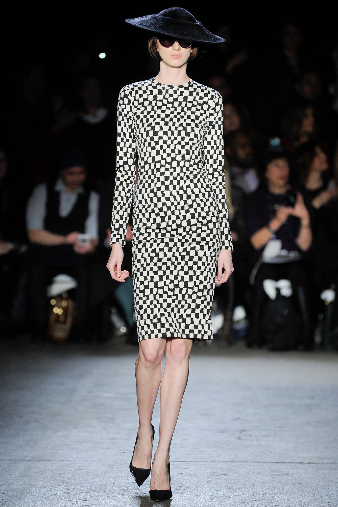 Christian Siriano F/W 14 Look 81