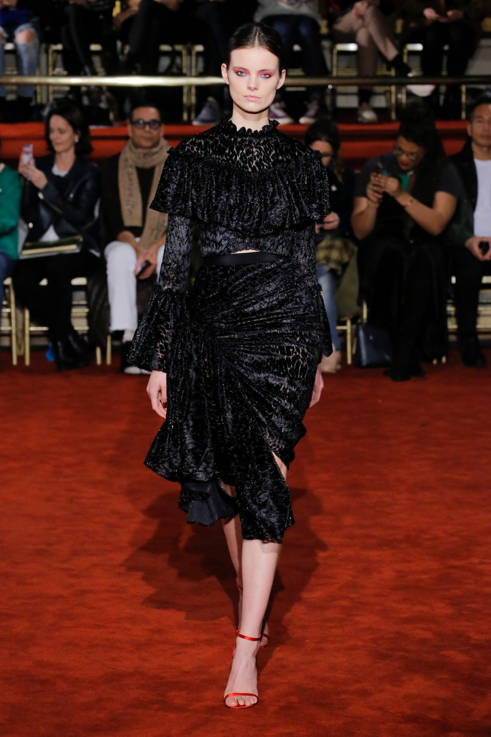 Christian Siriano F/W 18 Look 101