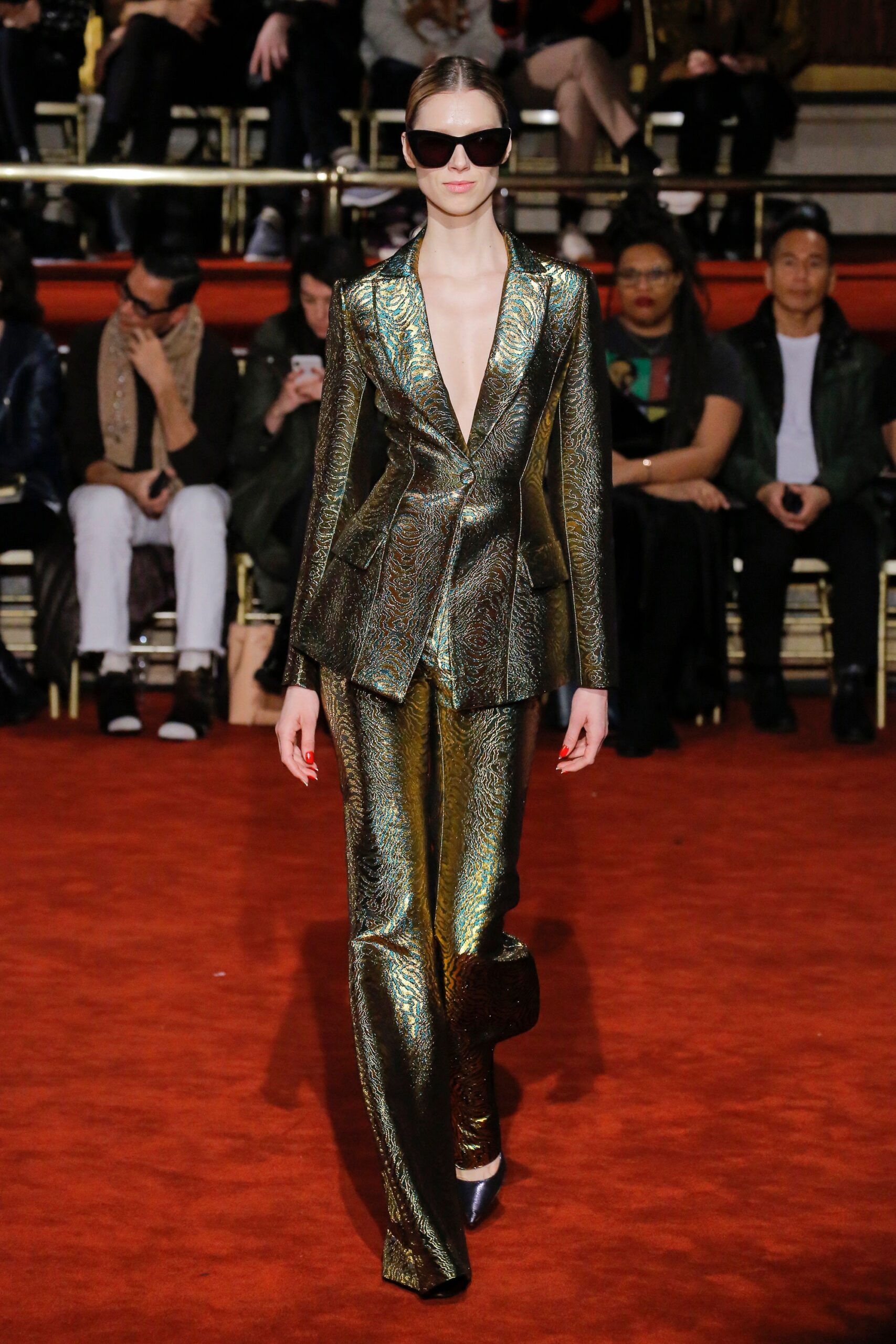 Christian Siriano F/W 18 Look 285