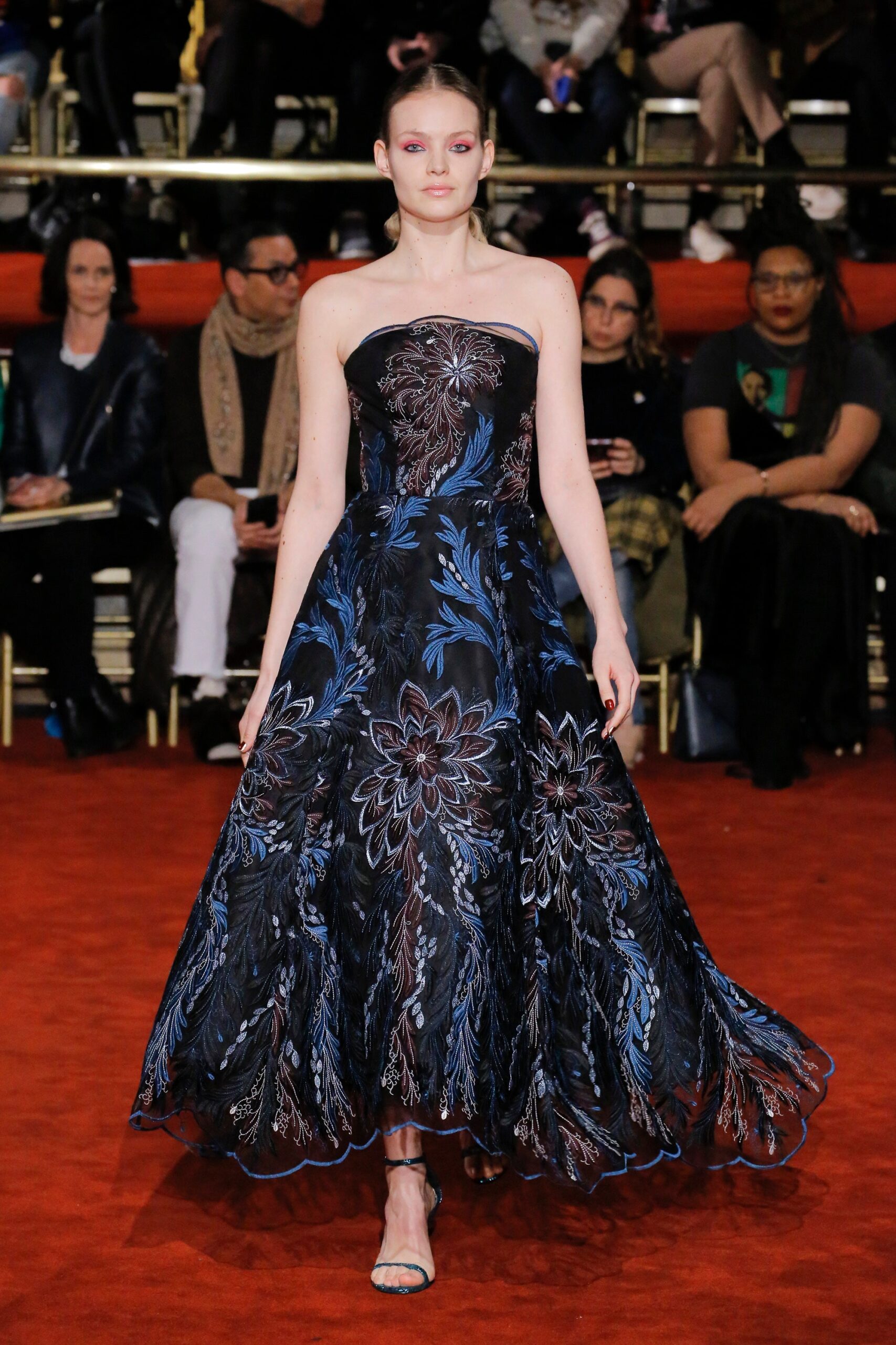Christian Siriano F/W 18 Look 512