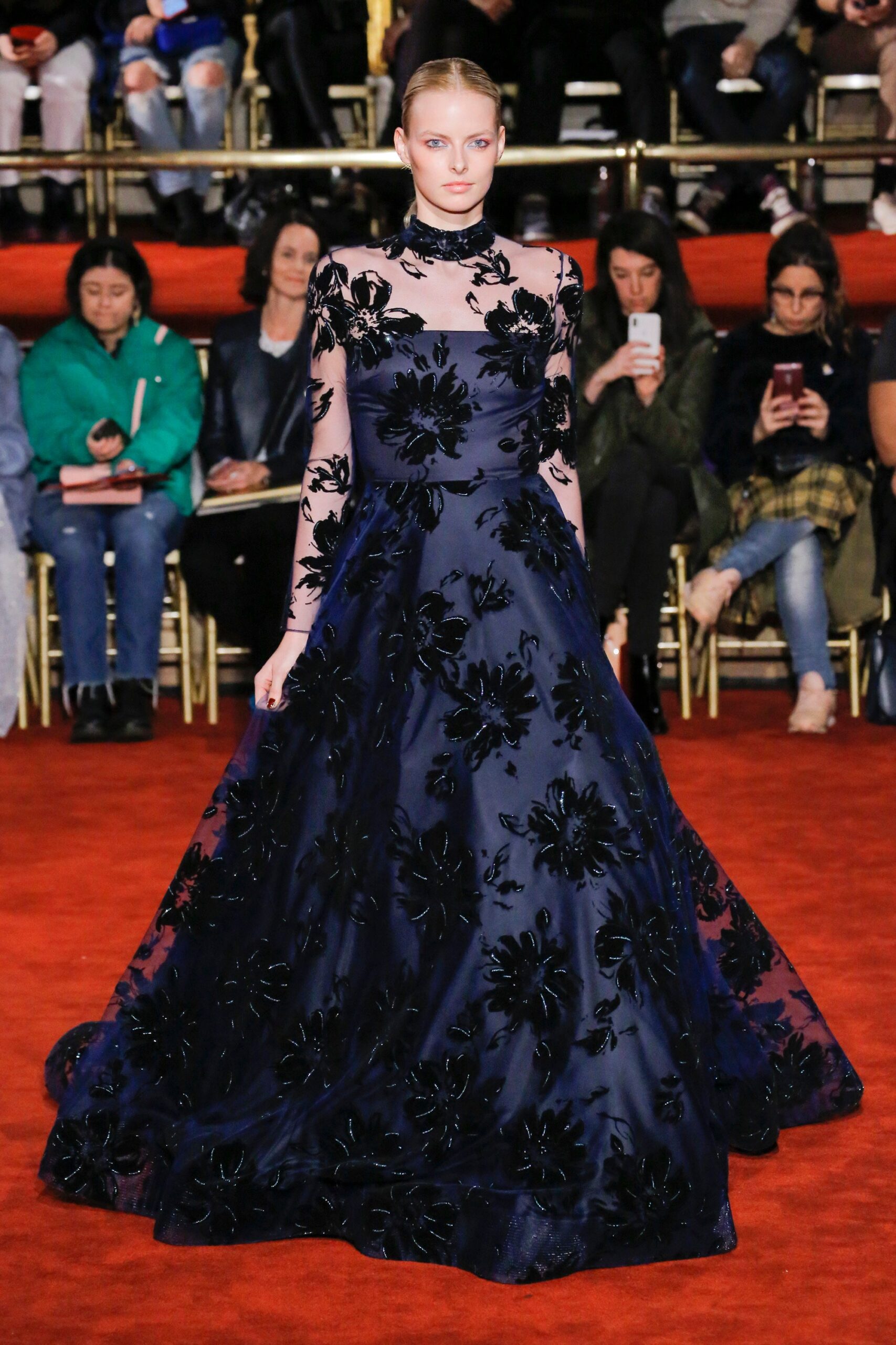 Christian Siriano F/W 18 Look 572