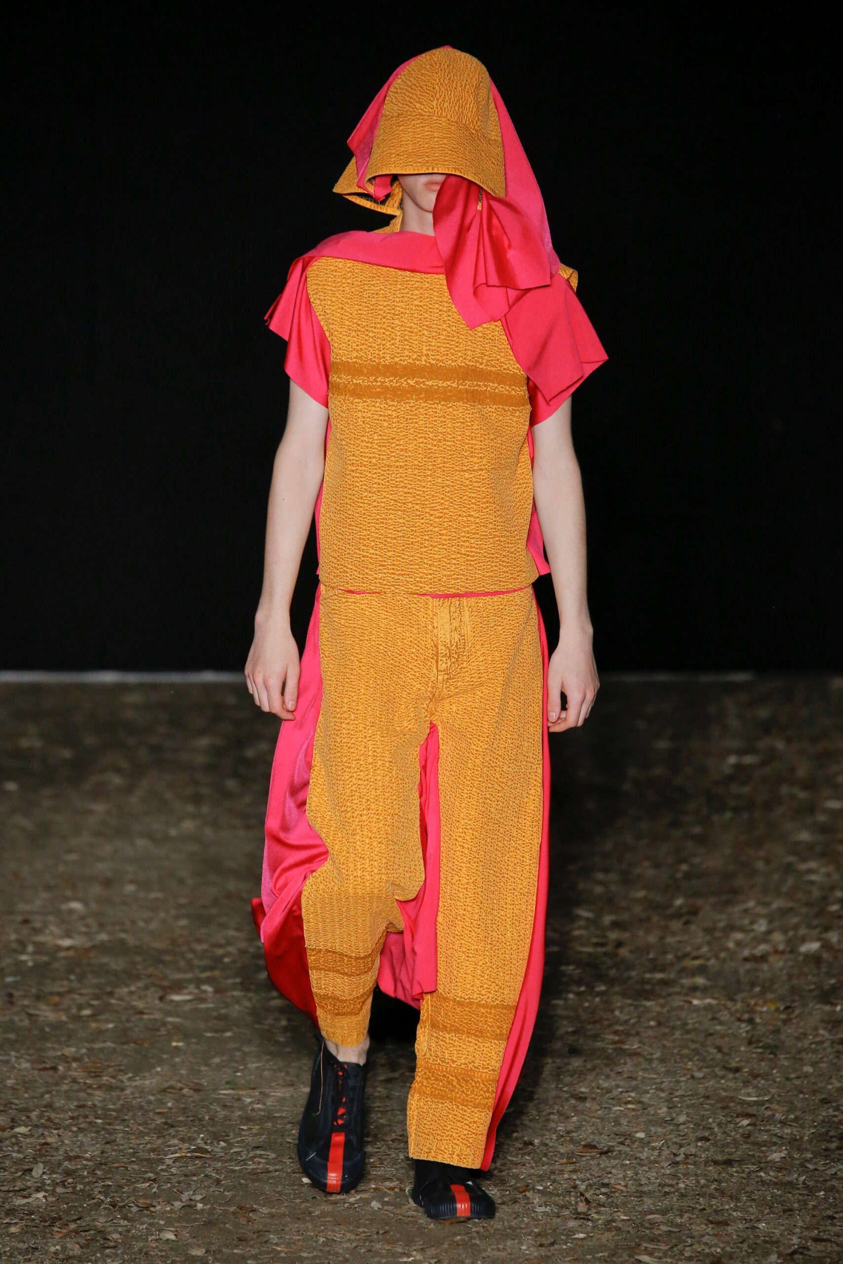 Craig Green S/S 19 Menswear Look 30