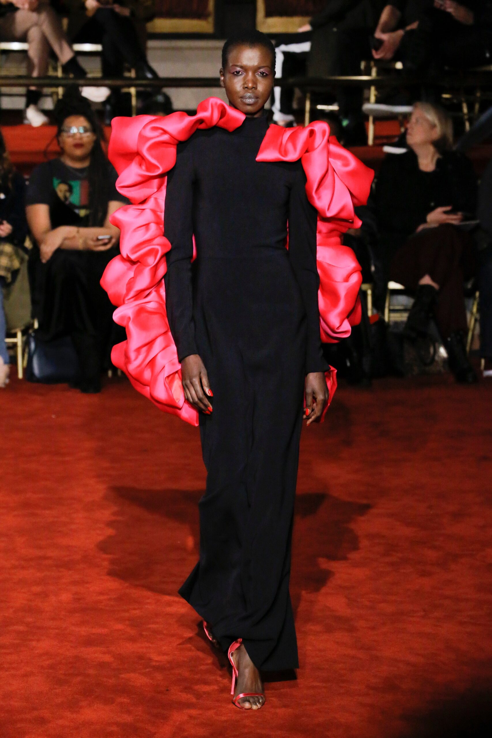 Christian Siriano F/W 18 Look 614