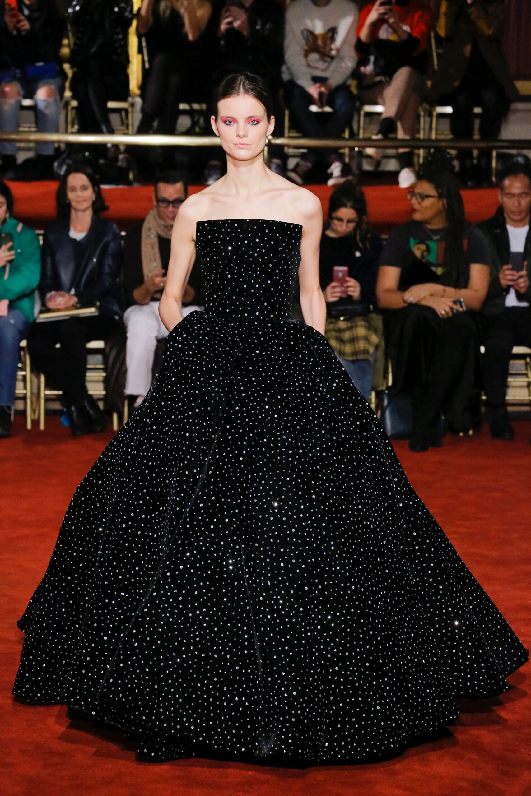 Christian Siriano F/W 18 Look 781