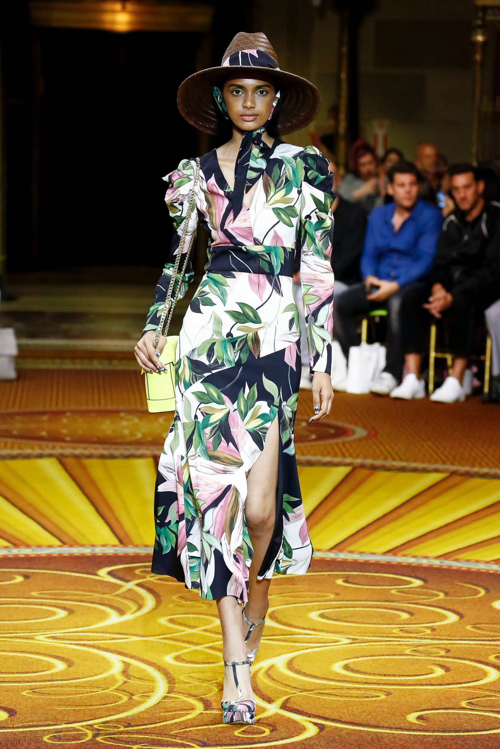 Christian Siriano S/S 19 Look 29