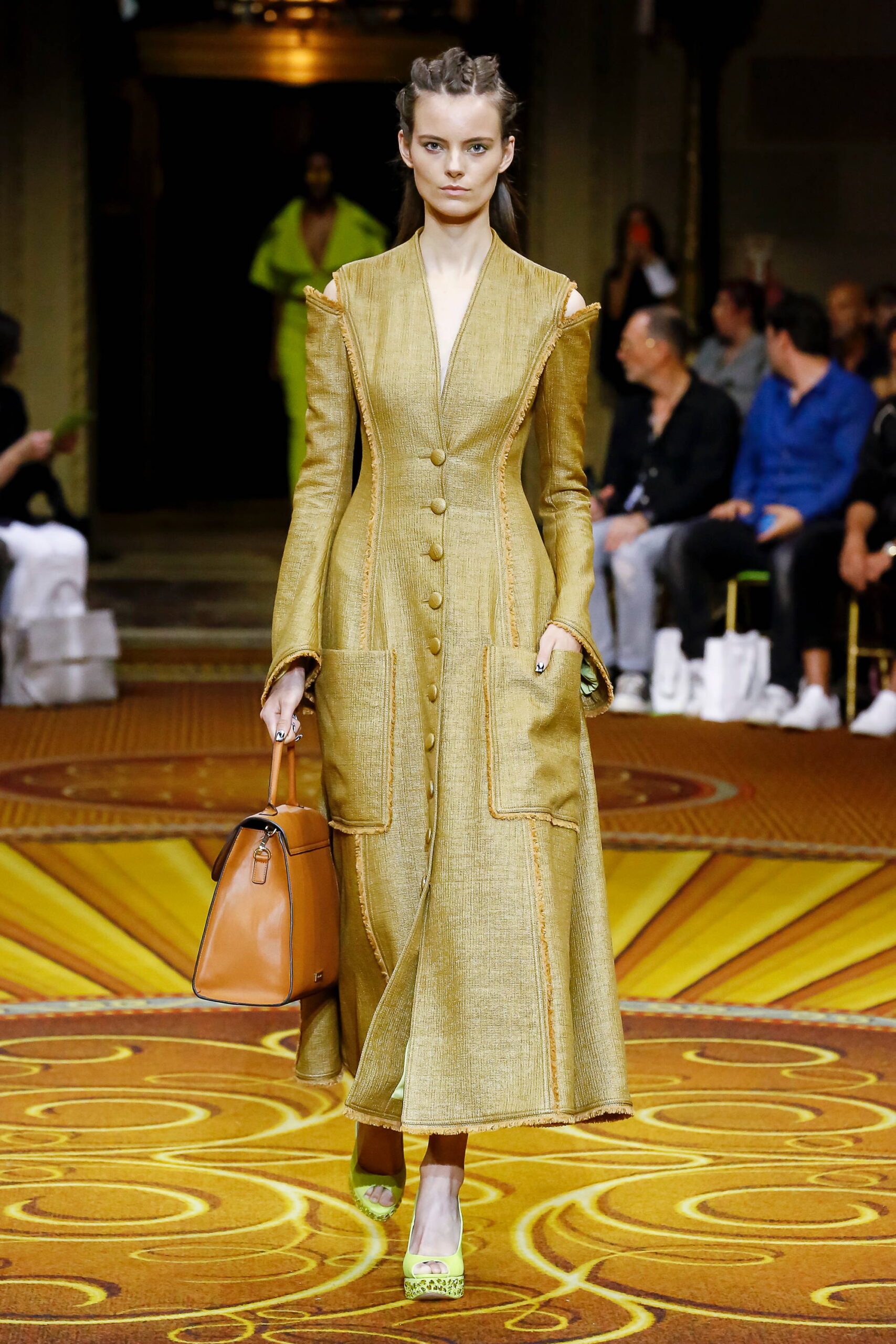 Christian Siriano S/S 19 Look 156