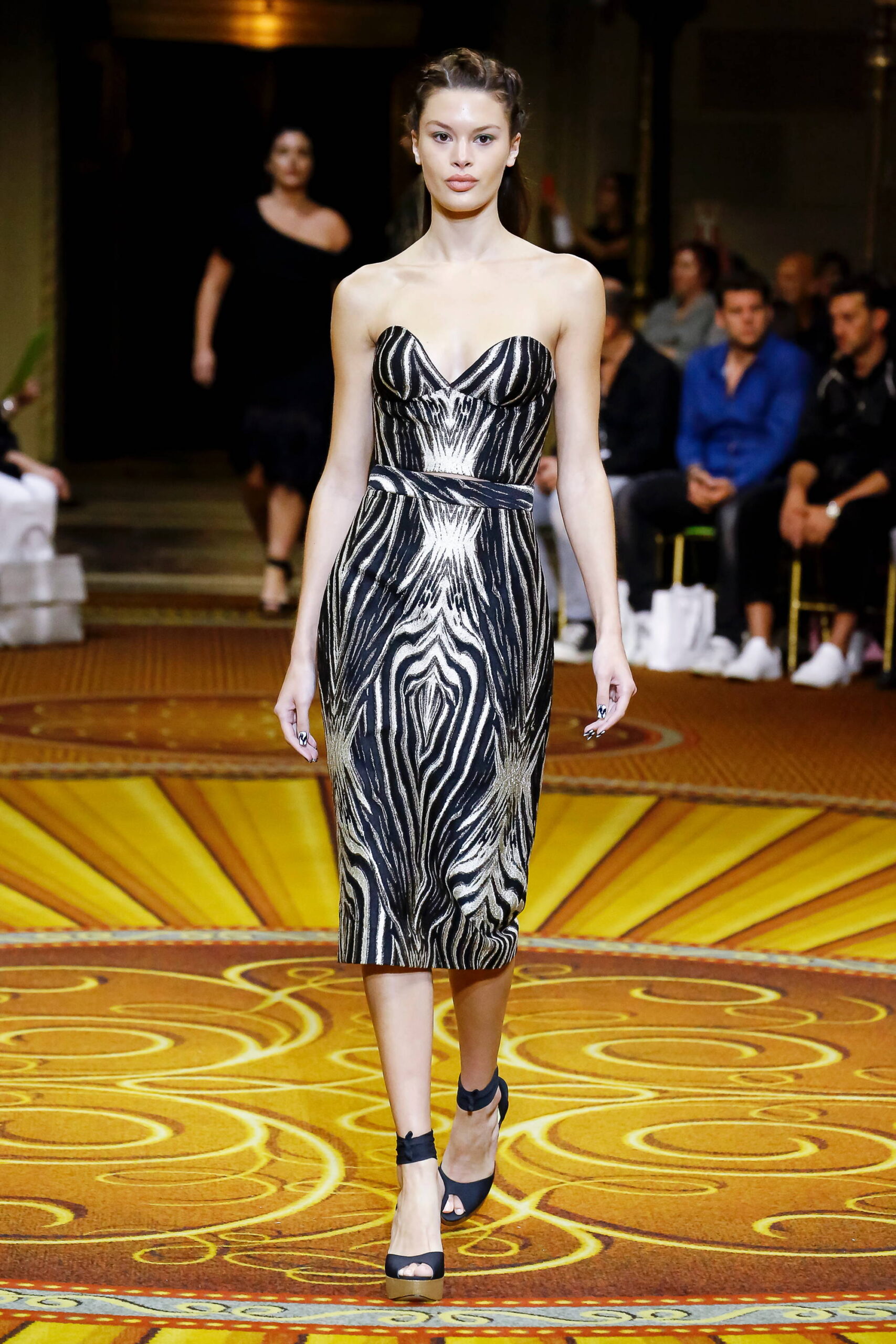 Christian Siriano S/S 19 Look 407