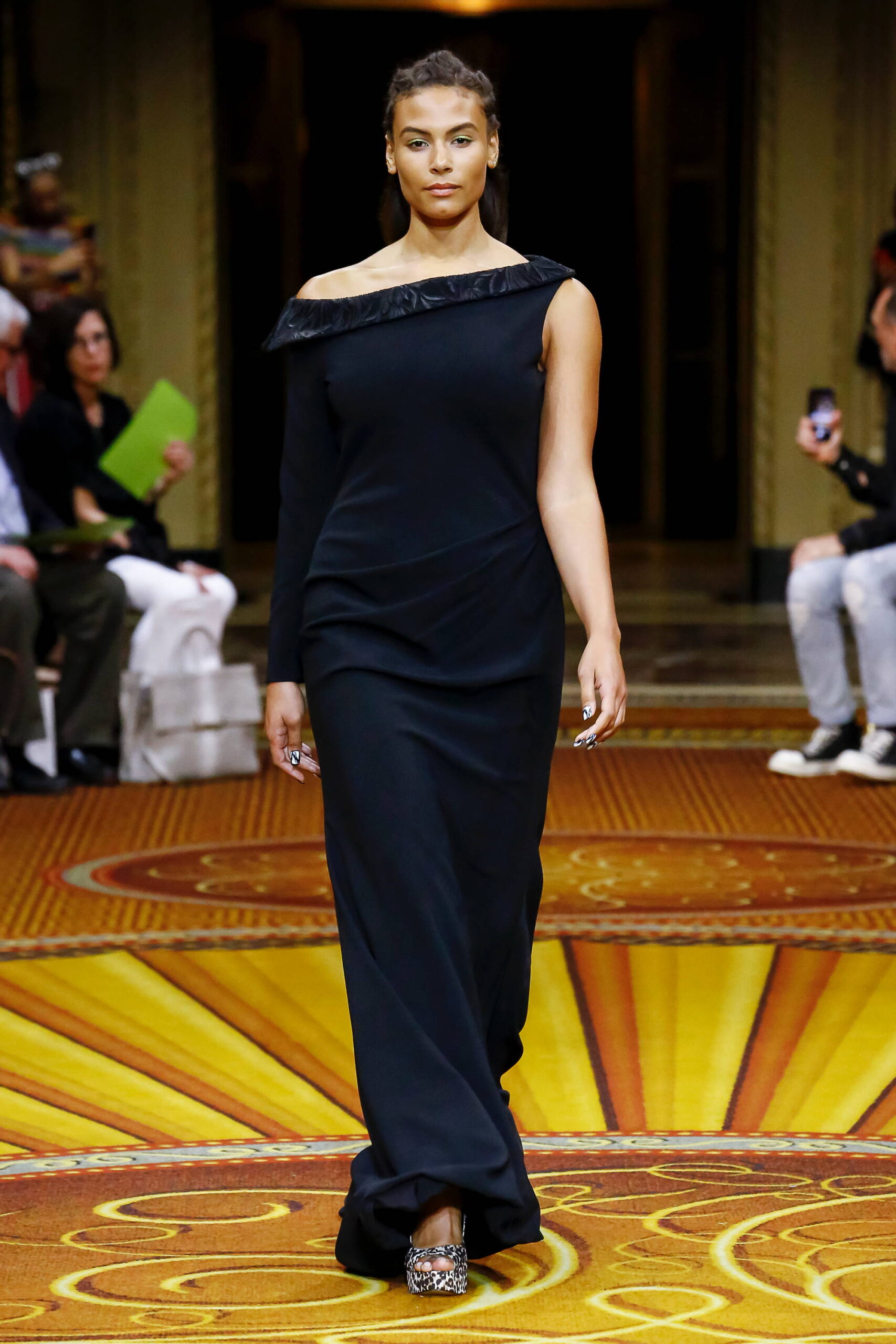 Christian Siriano S/S 19 Look 615