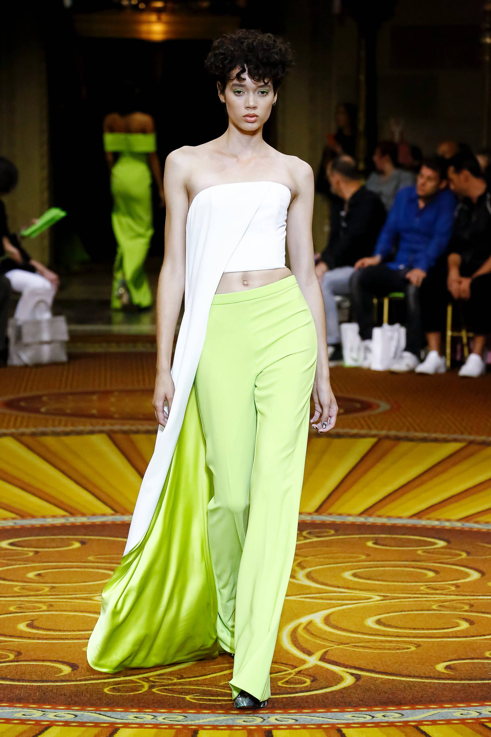 Christian Siriano S/S 19 Look 696