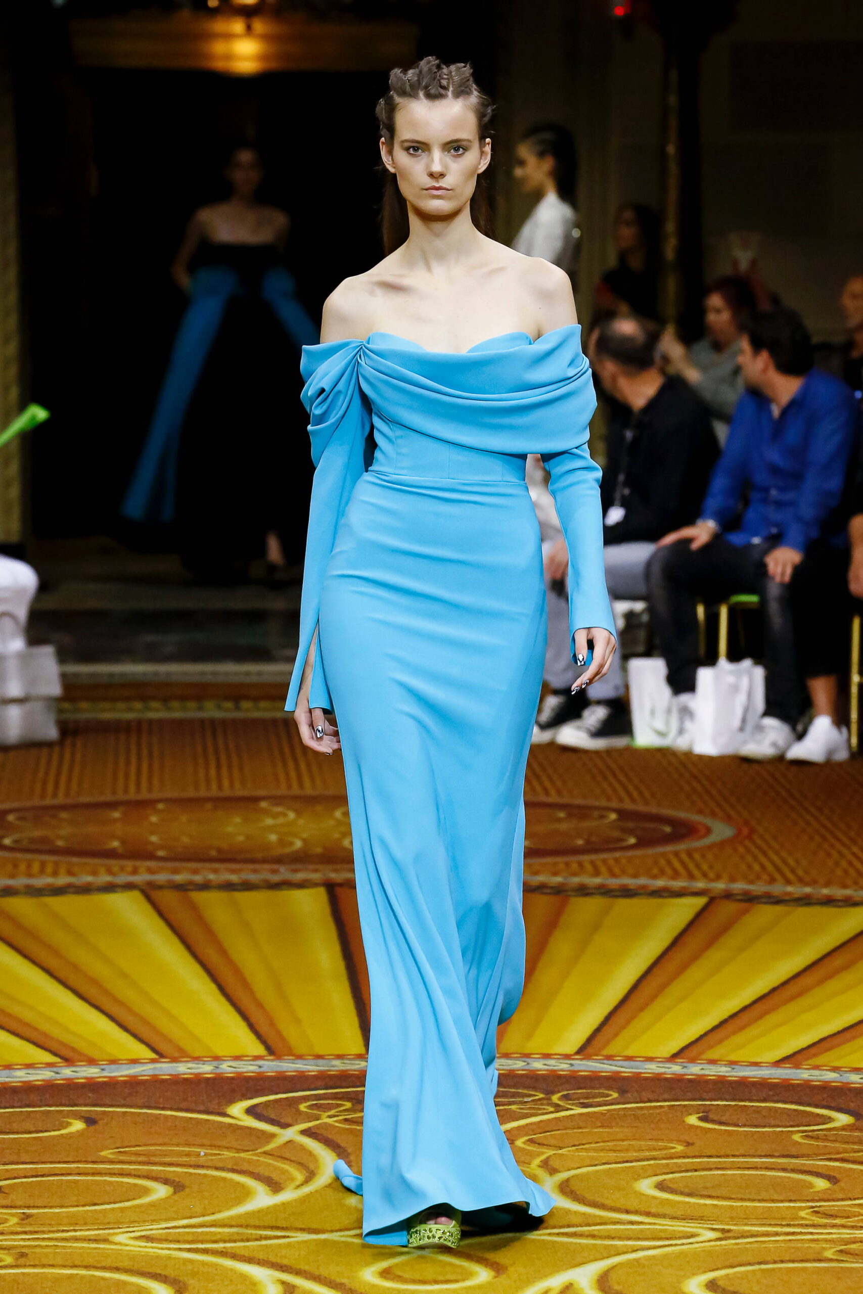 Christian Siriano S/S 19 Look 815