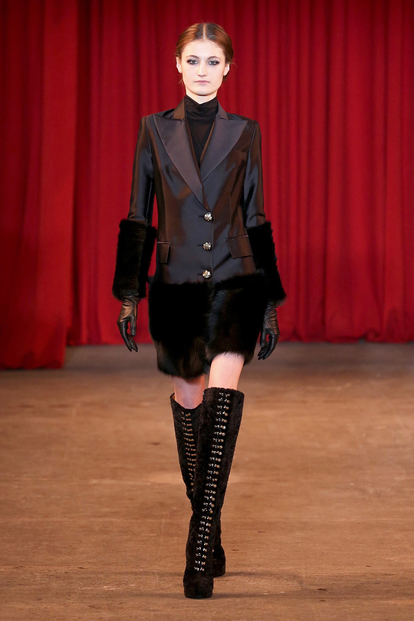 Christian Siriano F/W 13 Look 19
