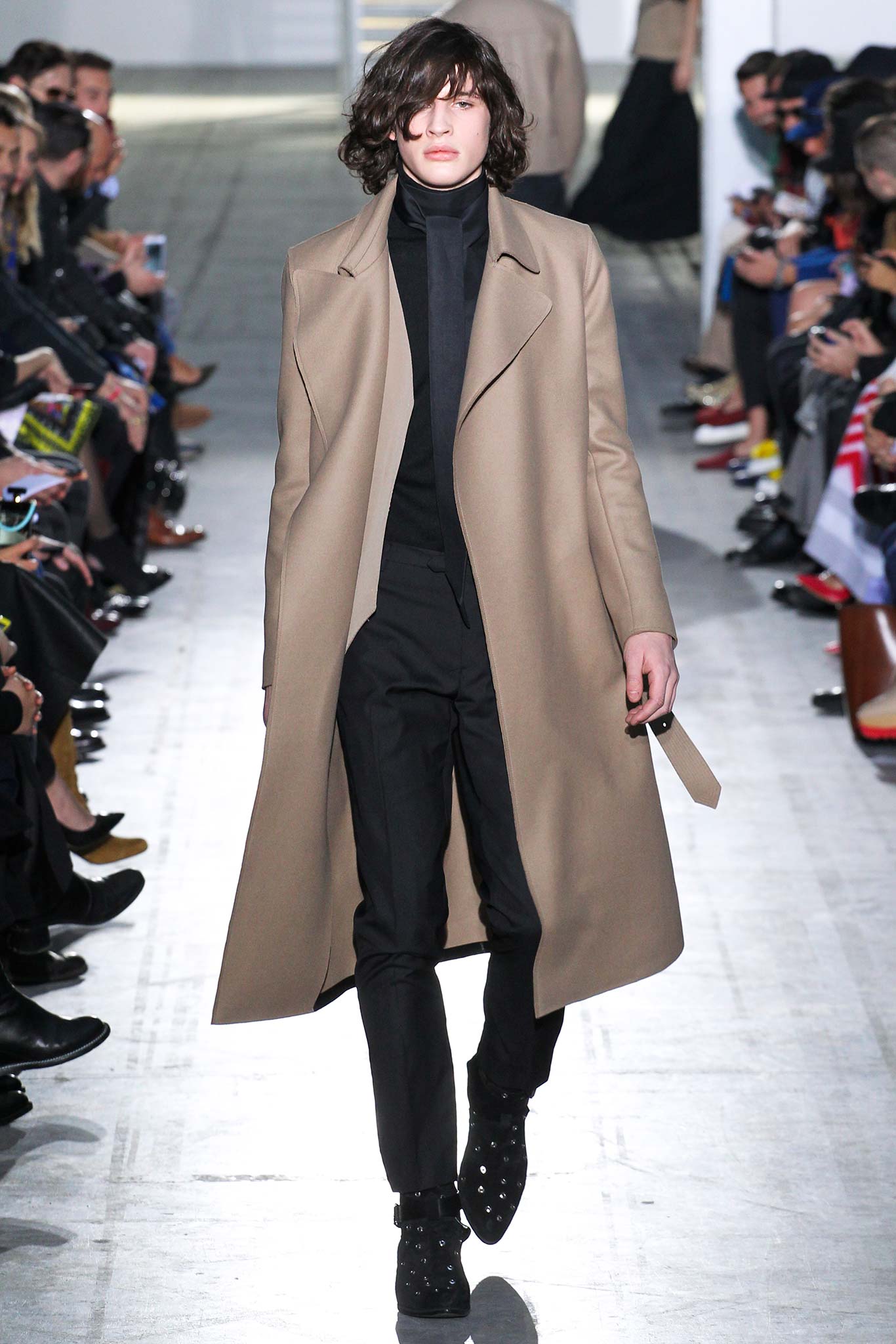 Costume National F/W 15 Menswear Look 9