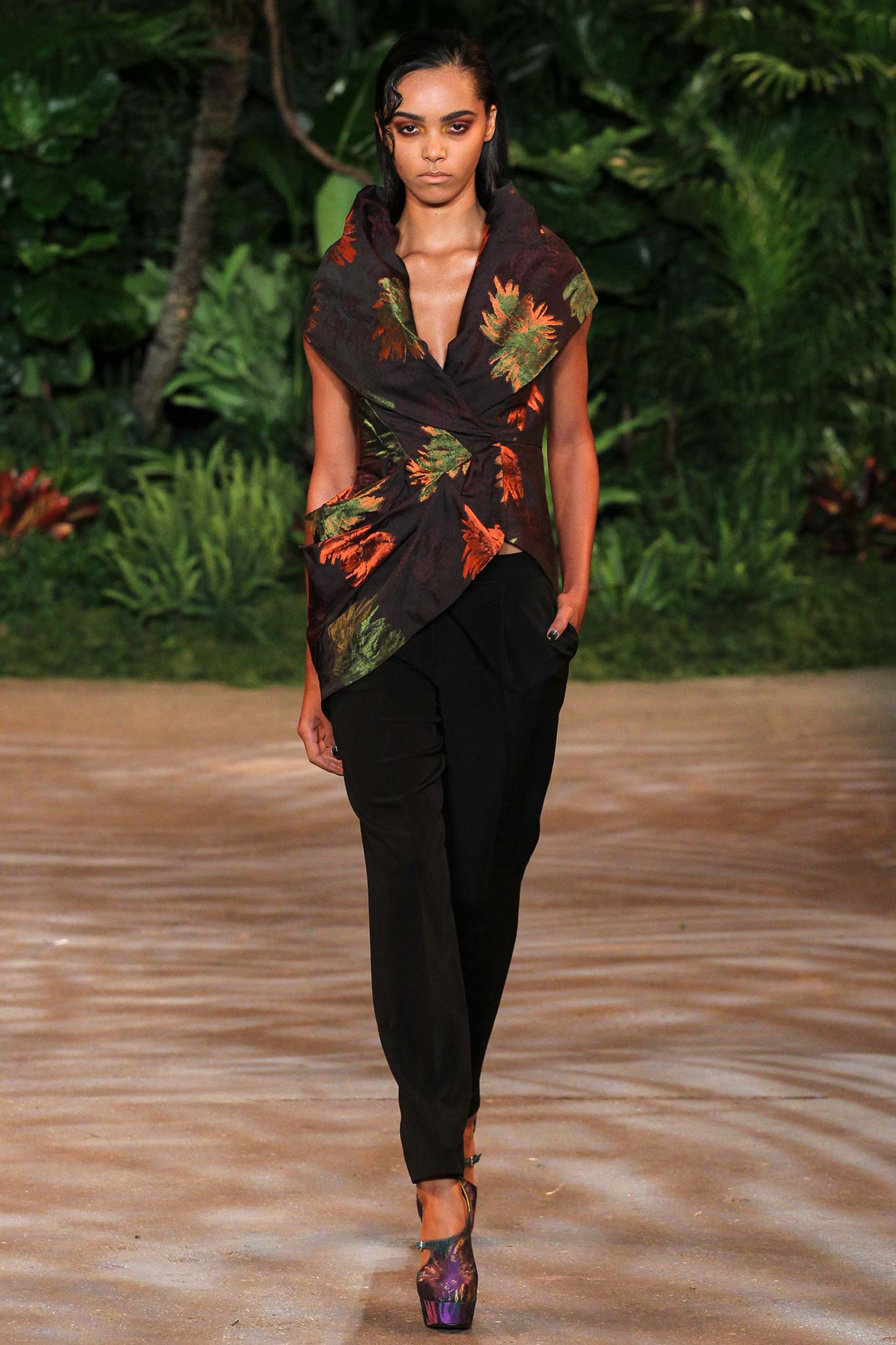 Christian Siriano F/W 15 Look 289