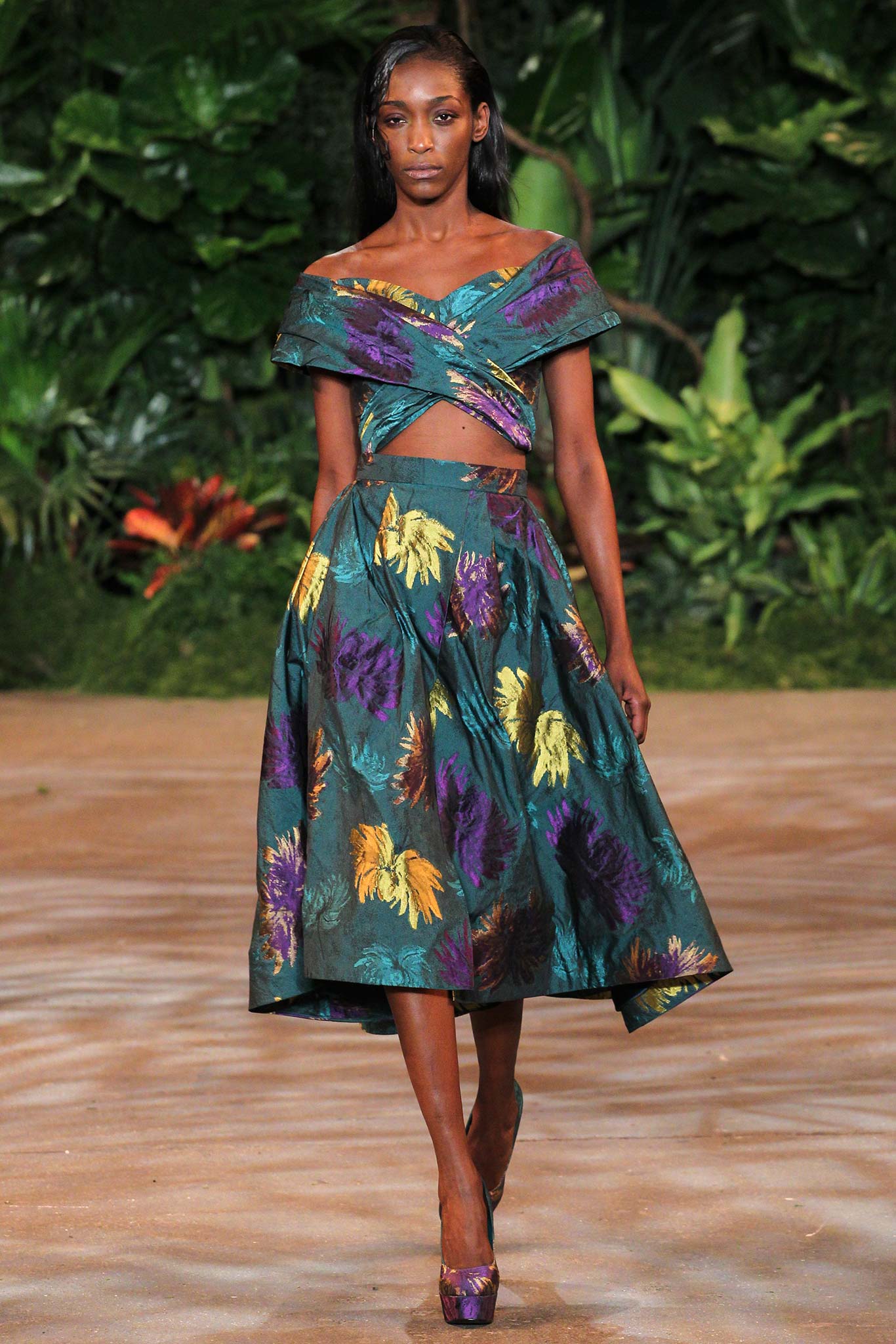 Christian Siriano F/W 15 Look 303