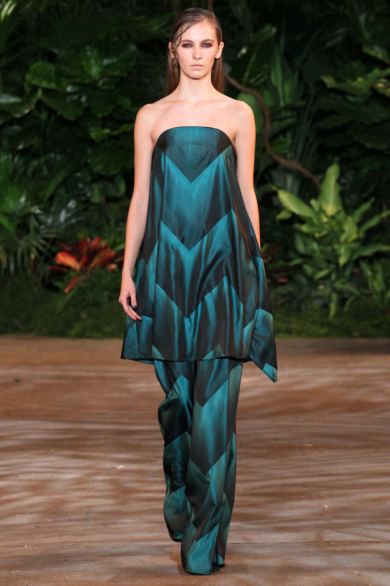 Christian Siriano F/W 15 Look 317