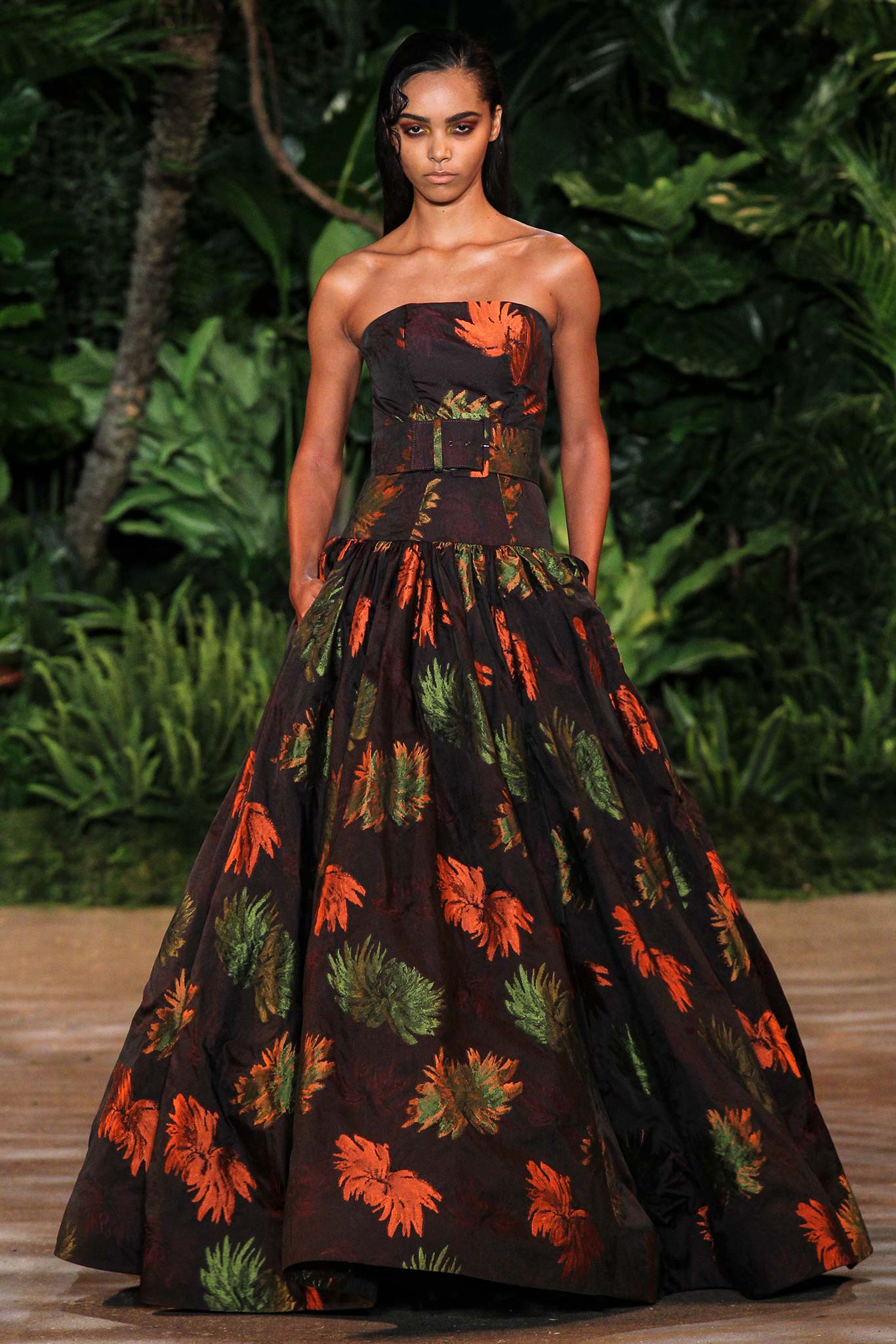 Christian Siriano F/W 15 Look 339