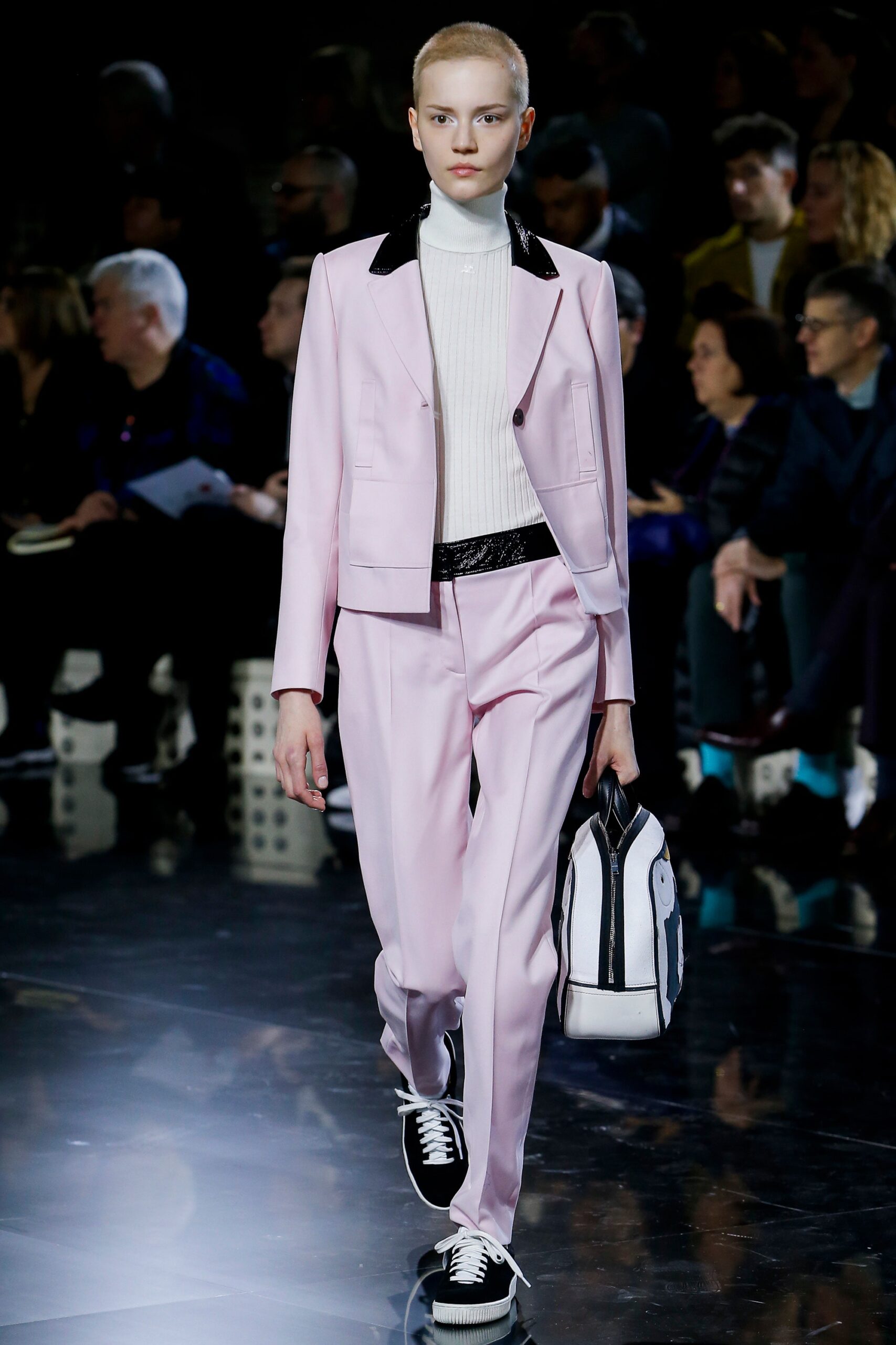 Courrèges F/W 16 Look 148