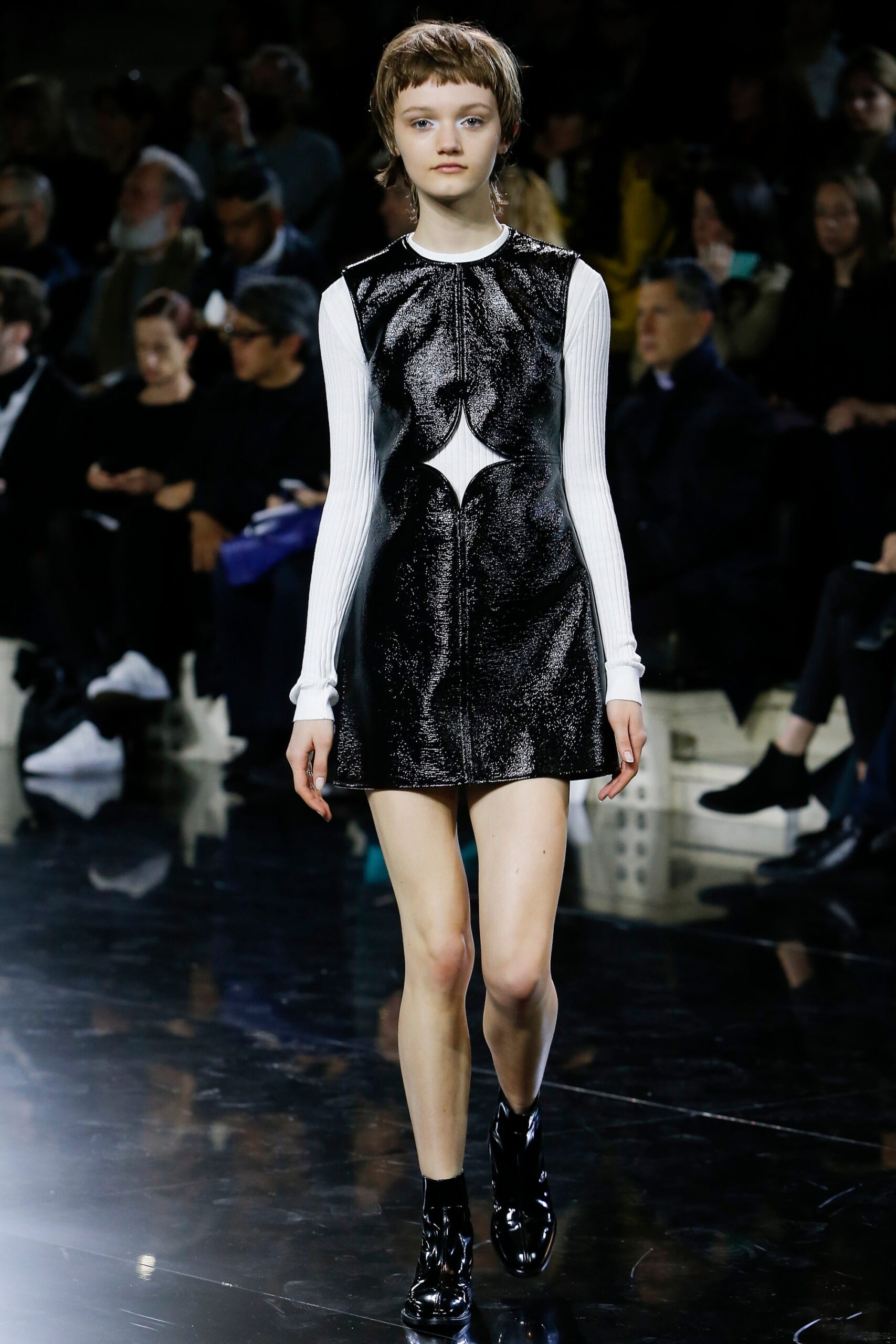 Courrèges F/W 16 Look 152