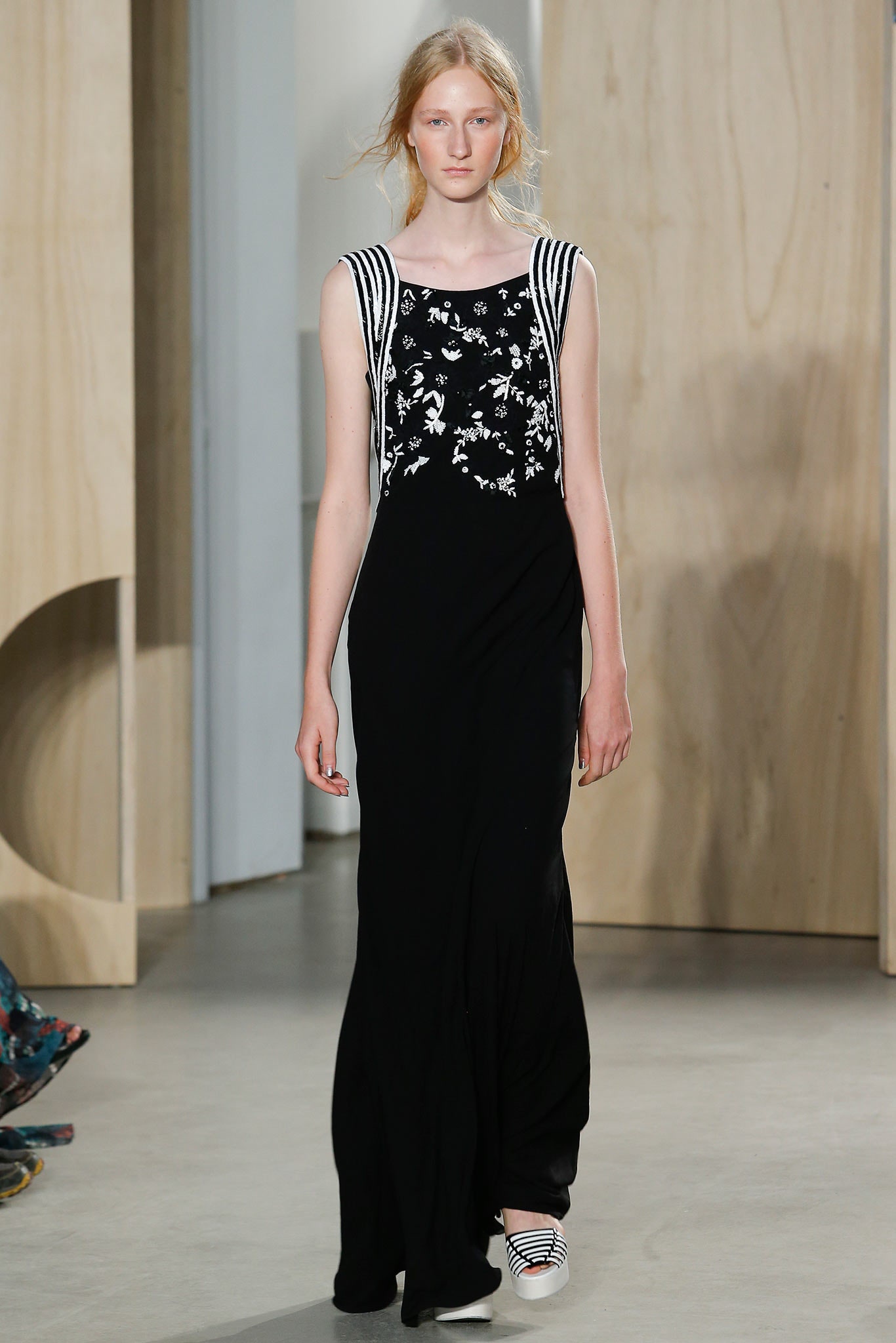 Creatures of the Wind S/S 15 Look 92