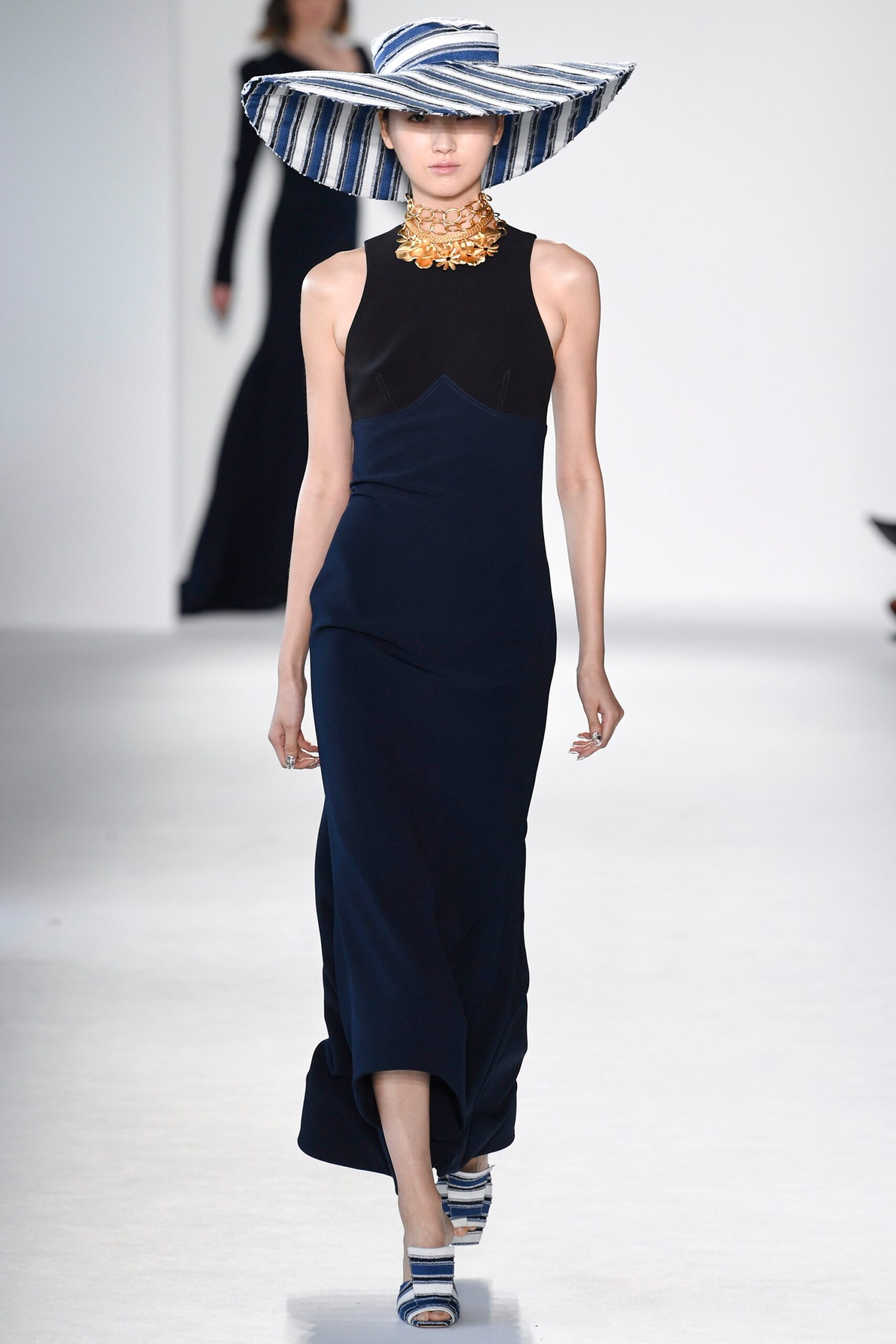 Christian Siriano S/S 18 Look 127