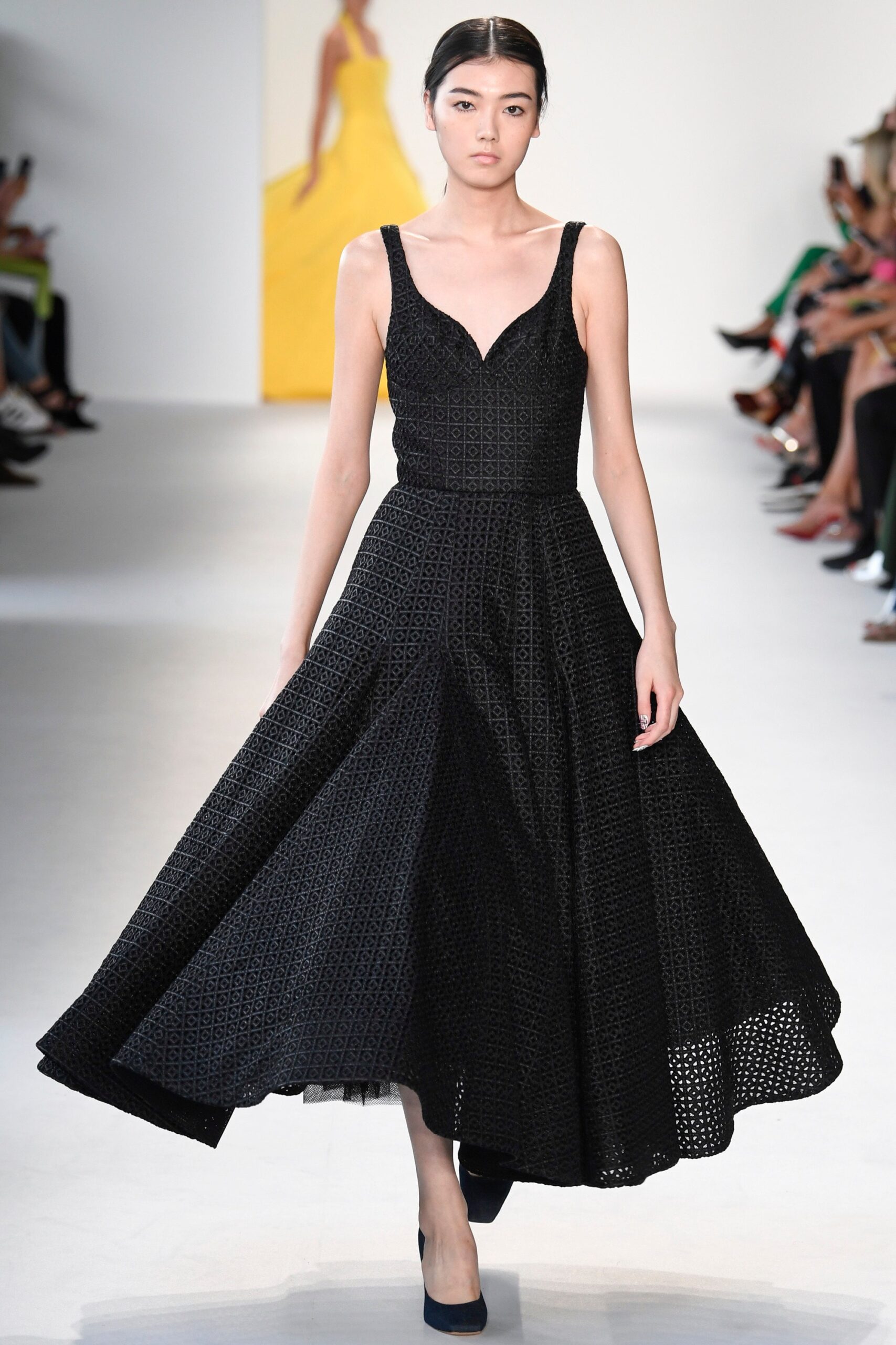 Christian Siriano S/S 18 Look 381