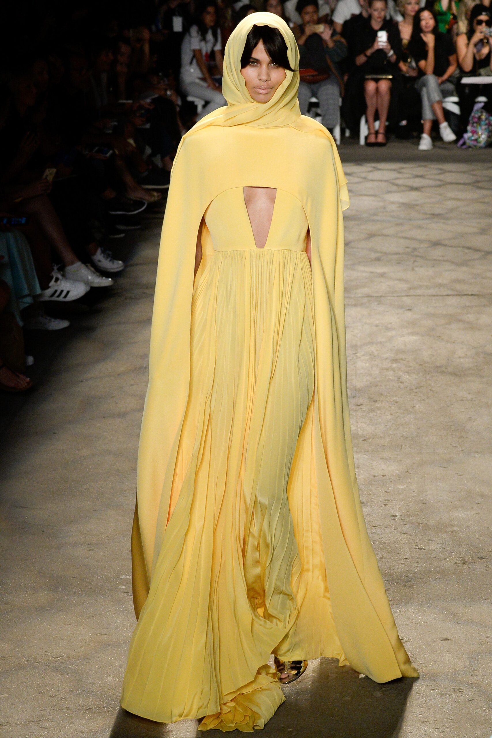 Christian Siriano S/S 16 Look 622
