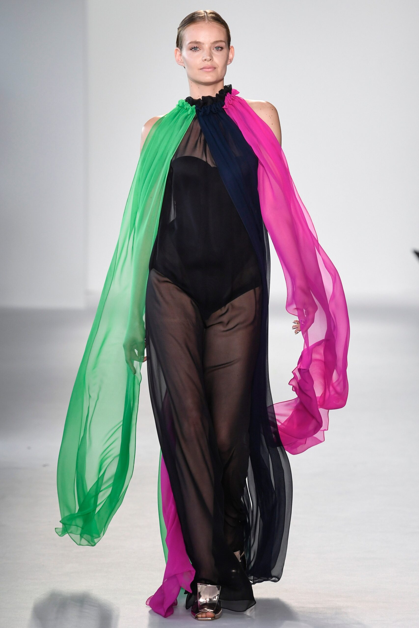 Christian Siriano S/S 18 Look 732