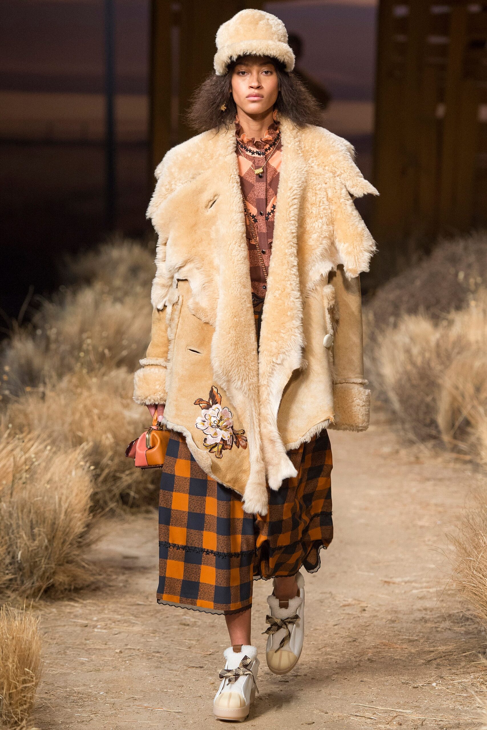 Coach F/W 17 Look 50