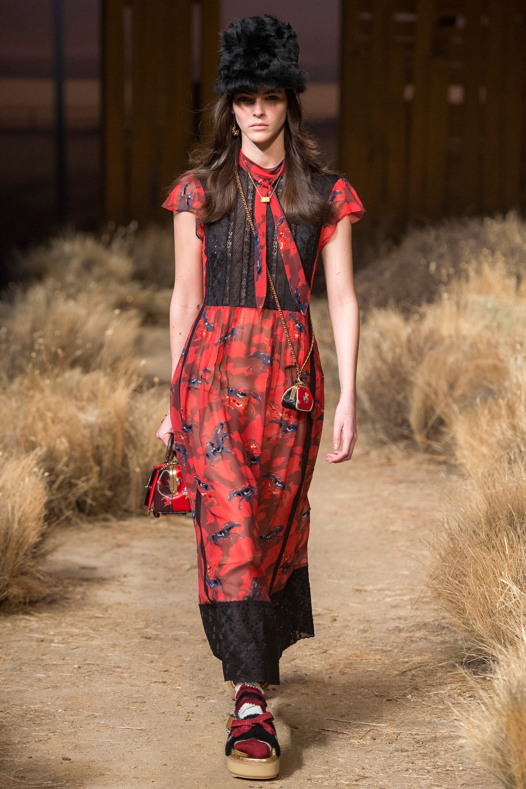 Coach F/W 17 Look 513