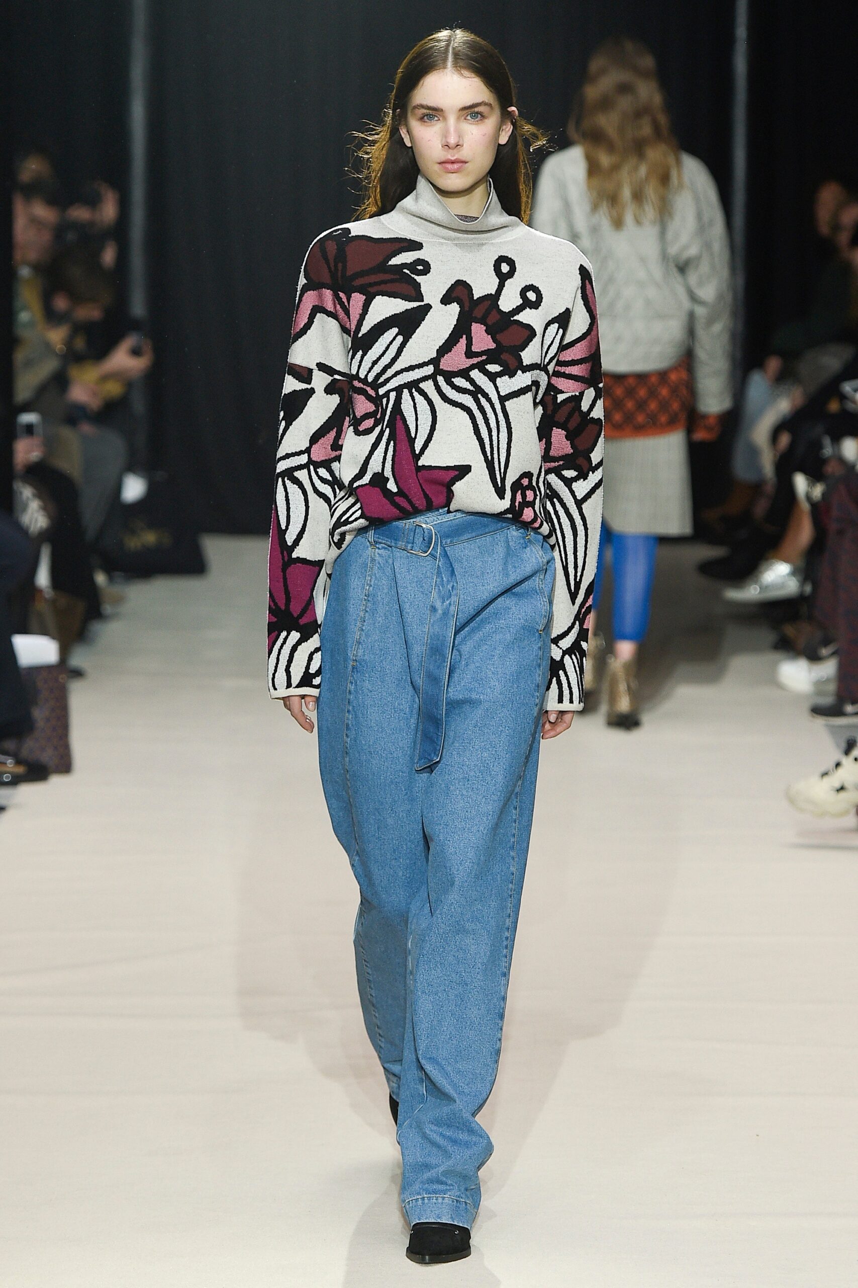 Christian Wijnants F/W 17 Look 34