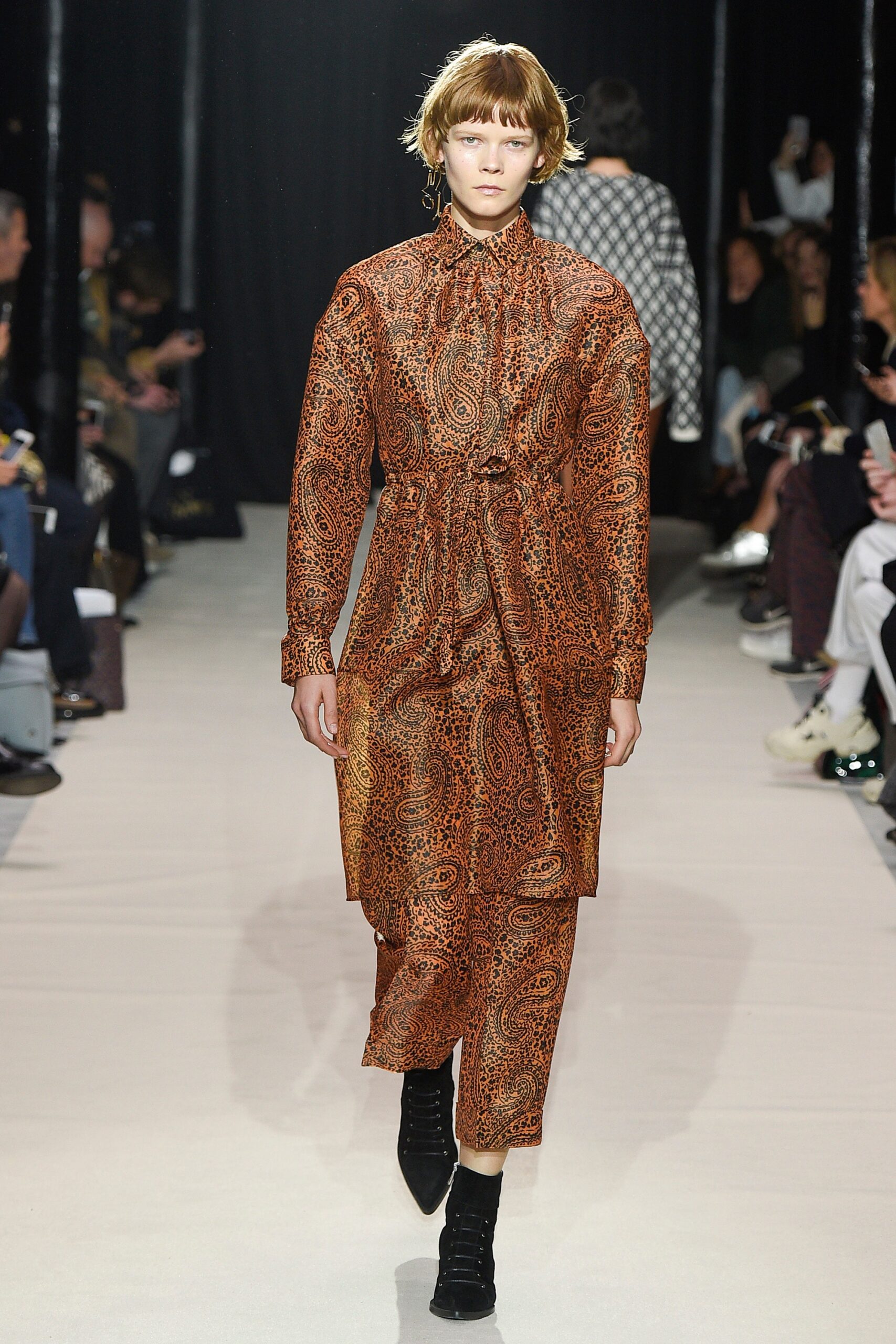 Christian Wijnants F/W 17 Look 117