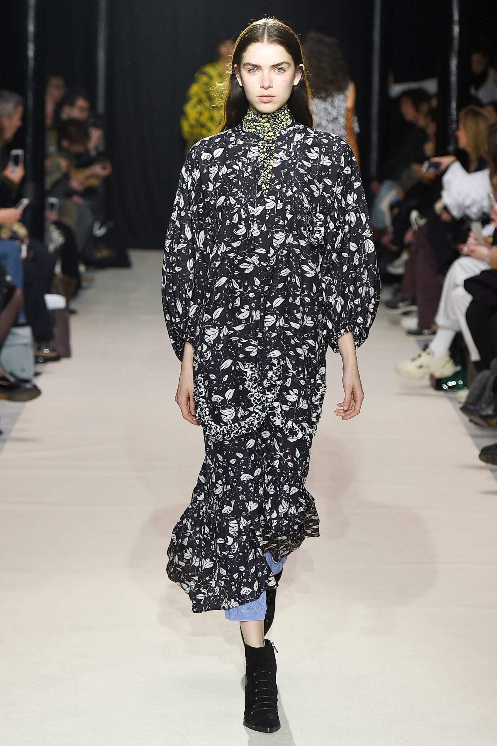 Christian Wijnants F/W 17 Look 232