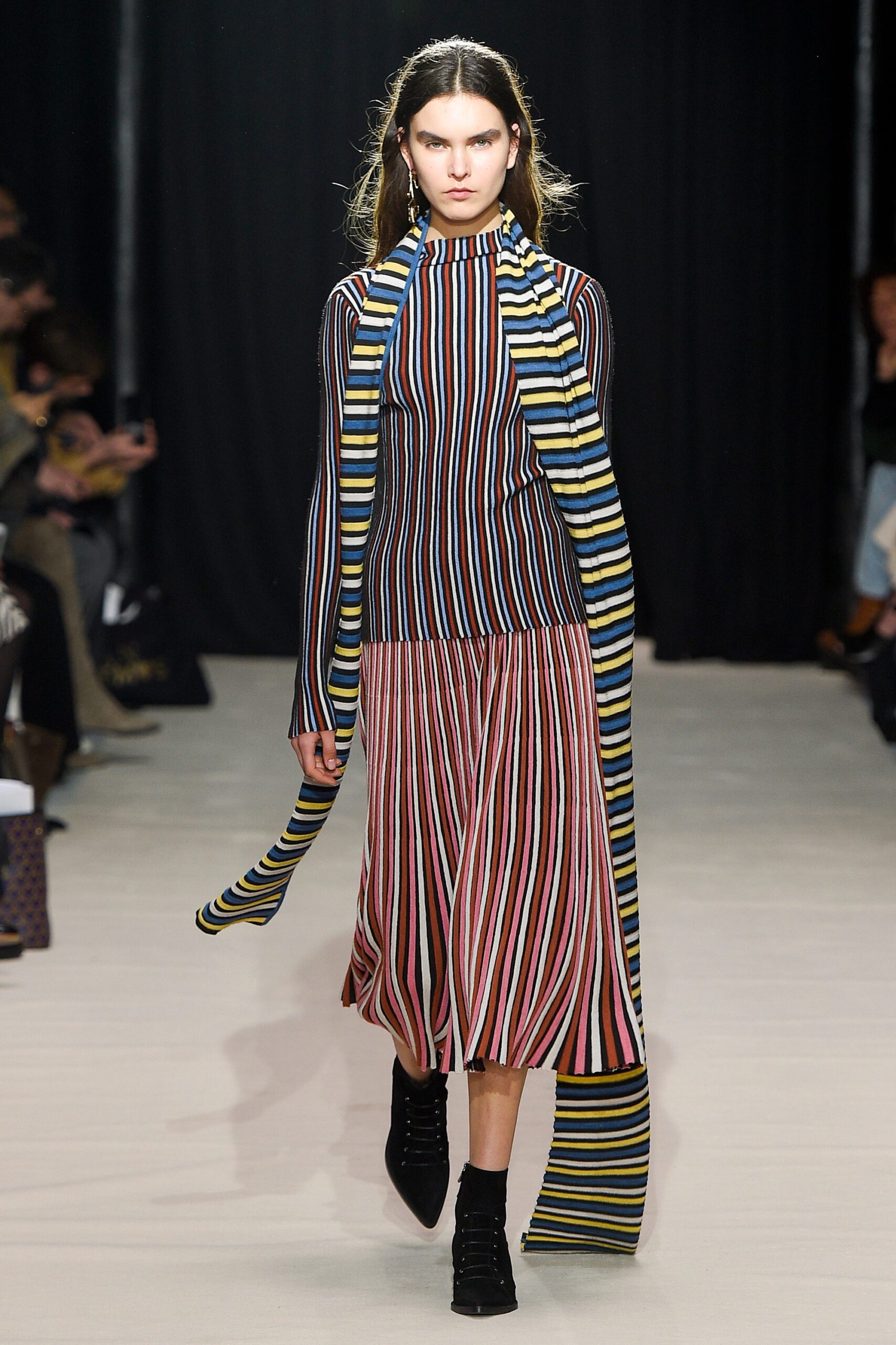 Christian Wijnants F/W 17 Look 384