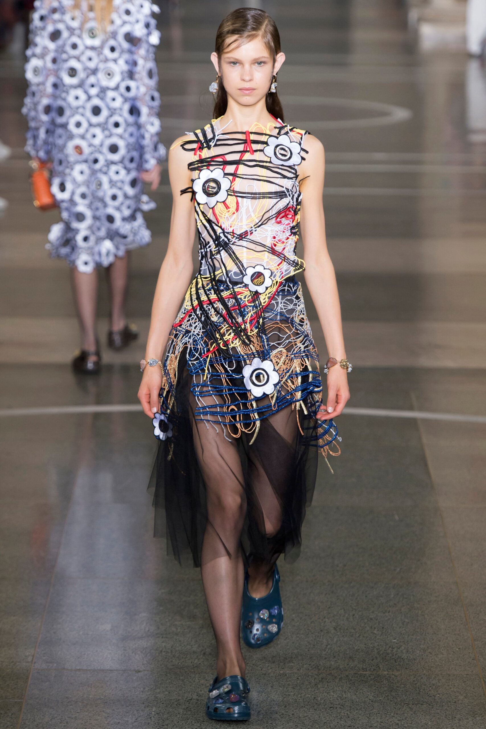 Christopher Kane S/S 17 Look 57