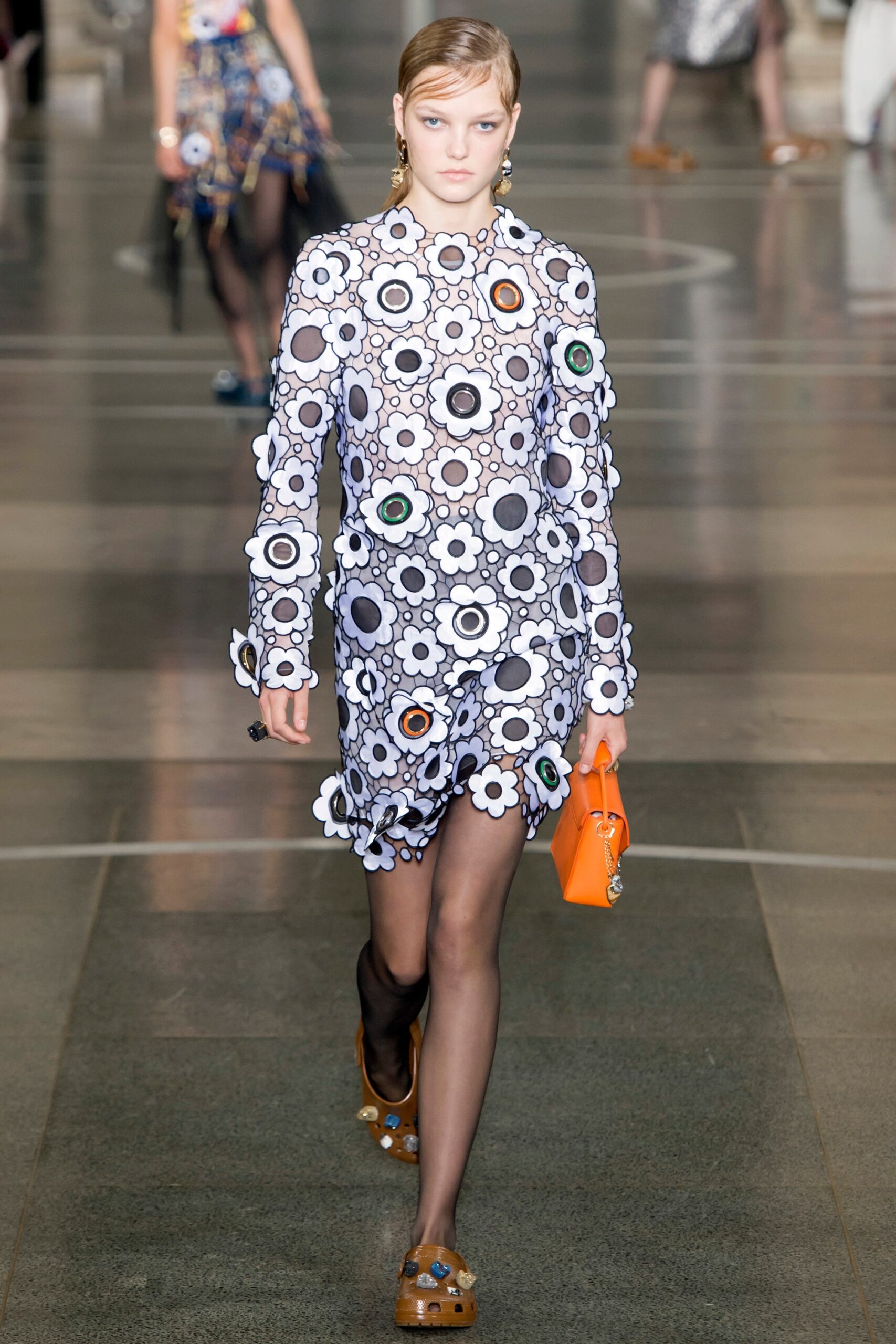 Christopher Kane S/S 17 Look 64