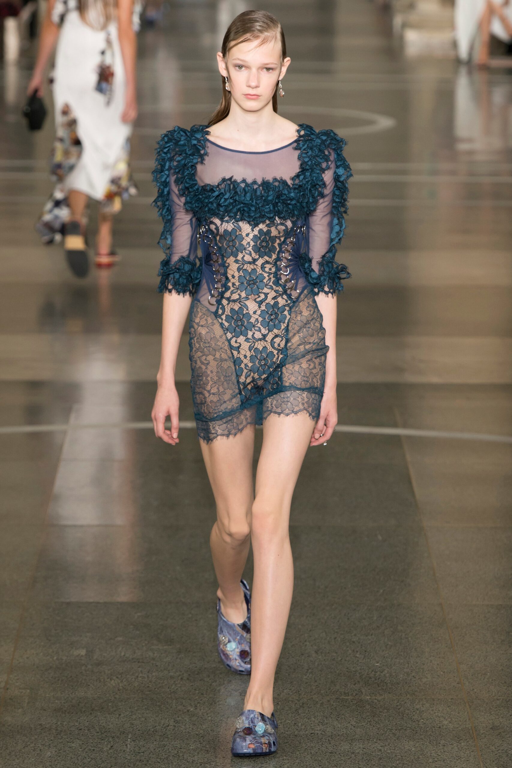 Christopher Kane S/S 17 Look 247