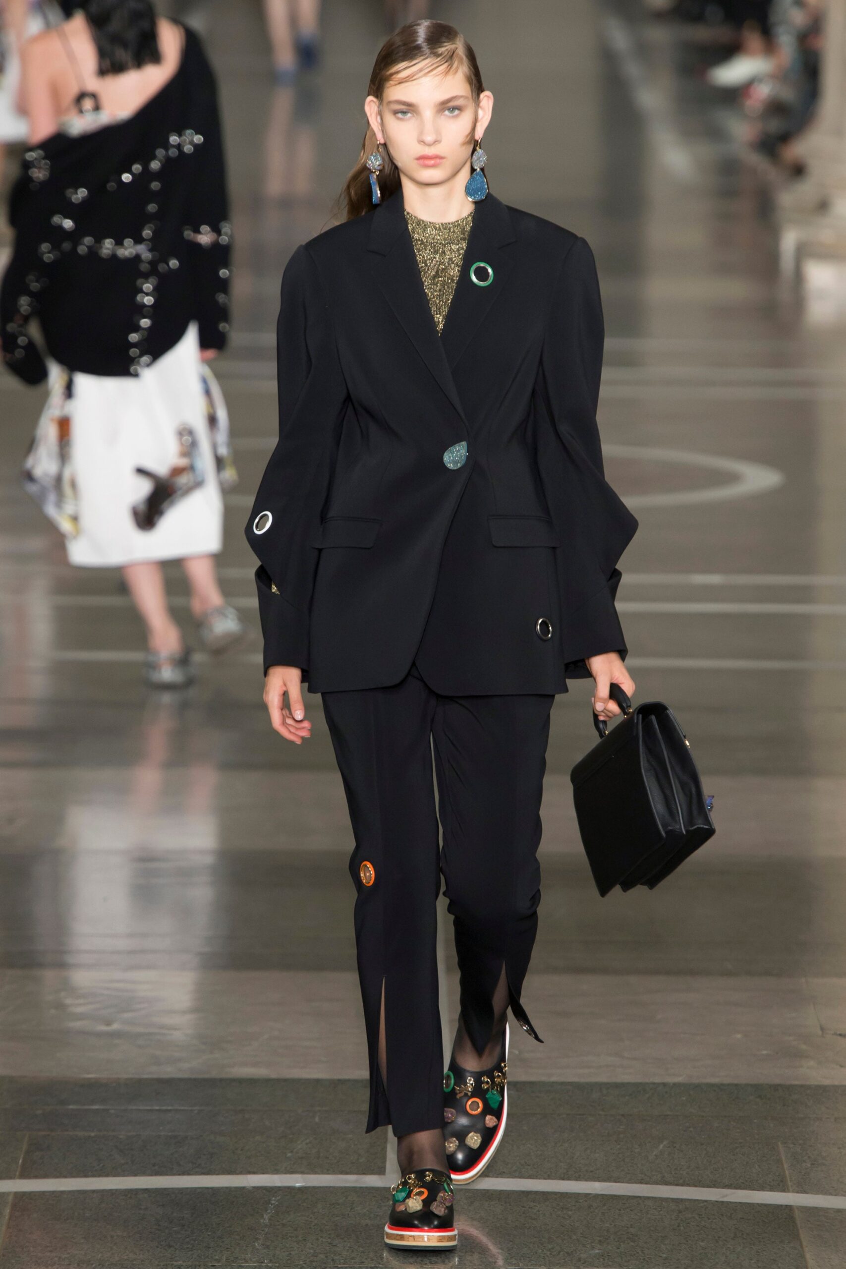 Christopher Kane S/S 17 Look 283