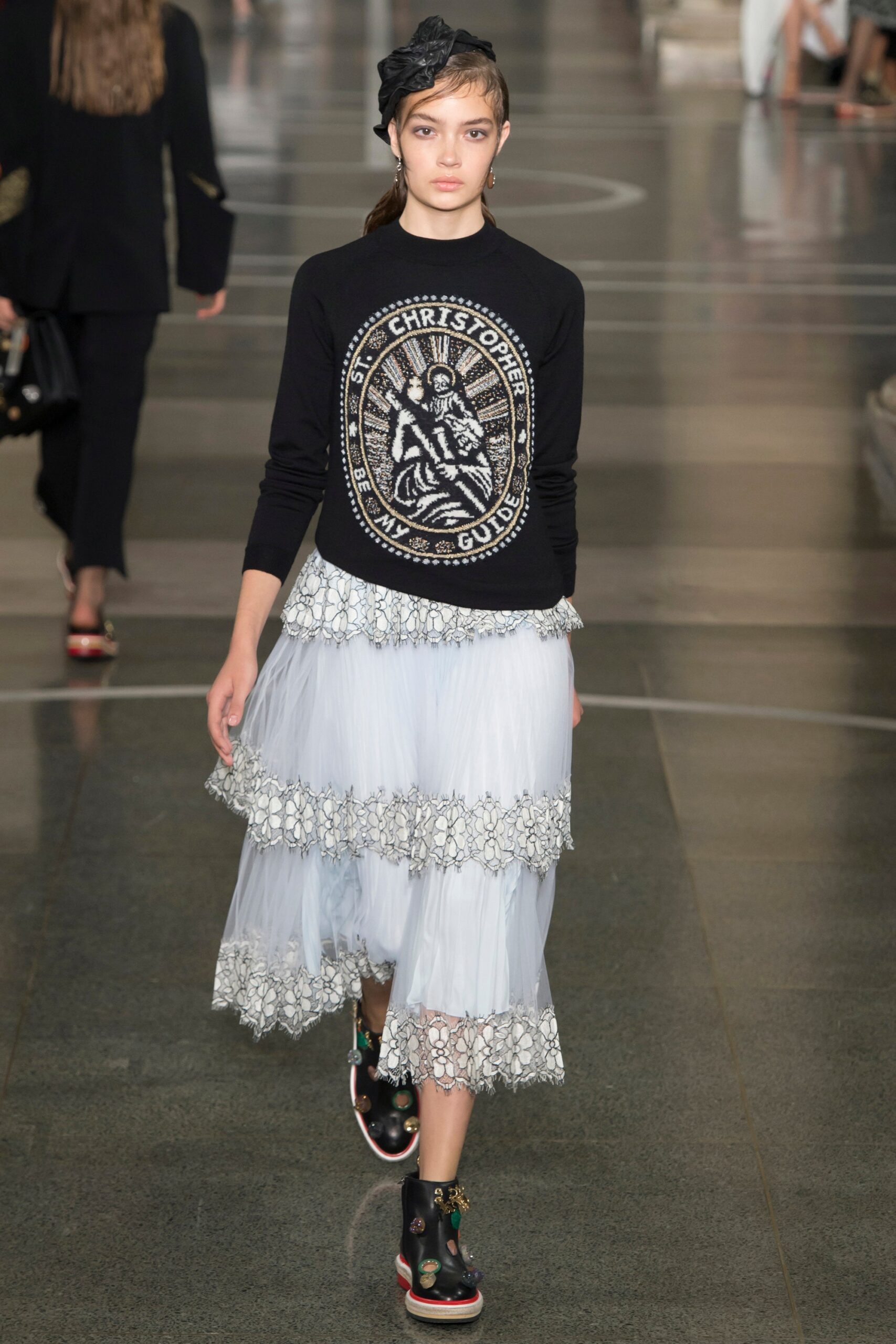 Christopher Kane S/S 17 Look 301