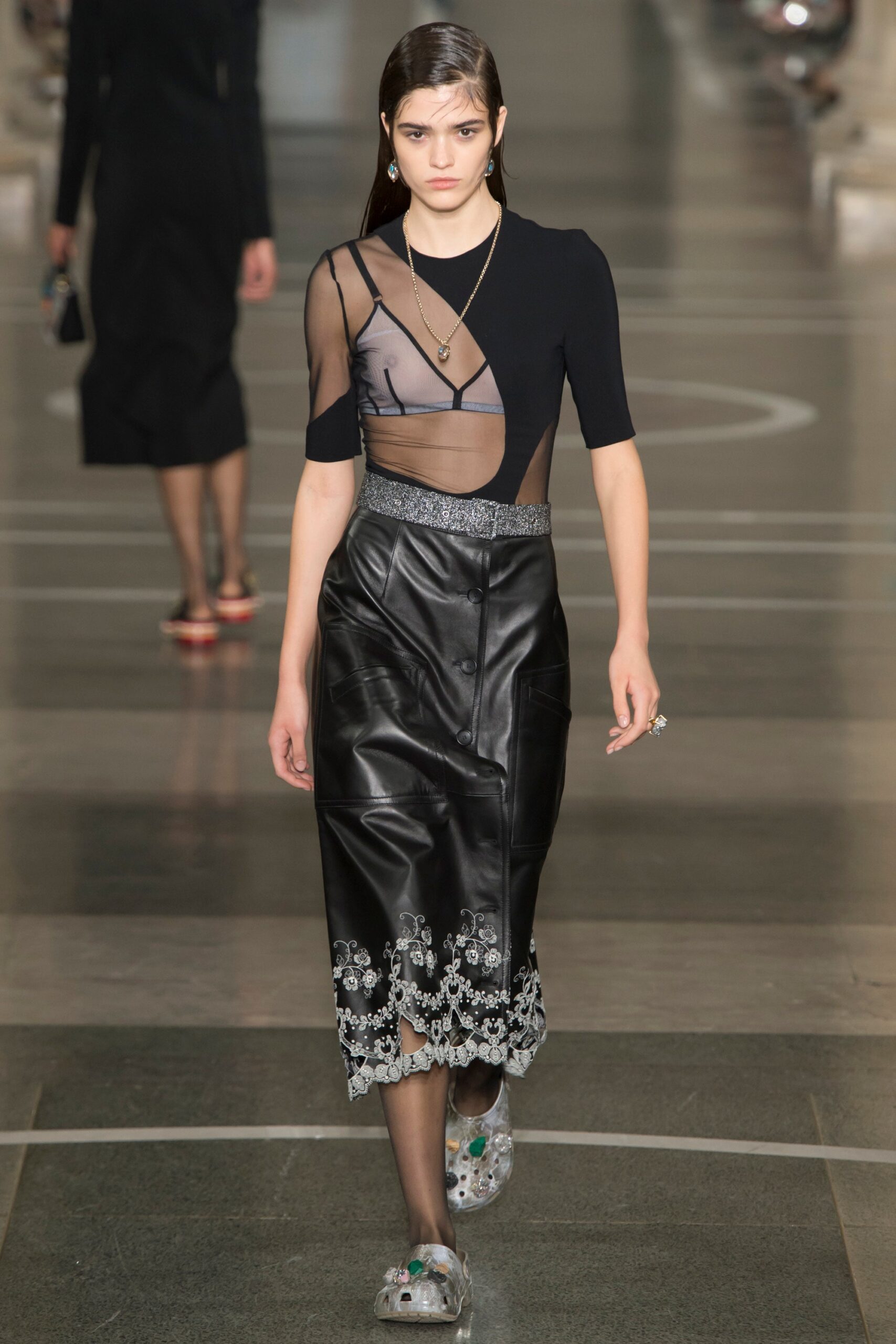 Christopher Kane S/S 17 Look 343