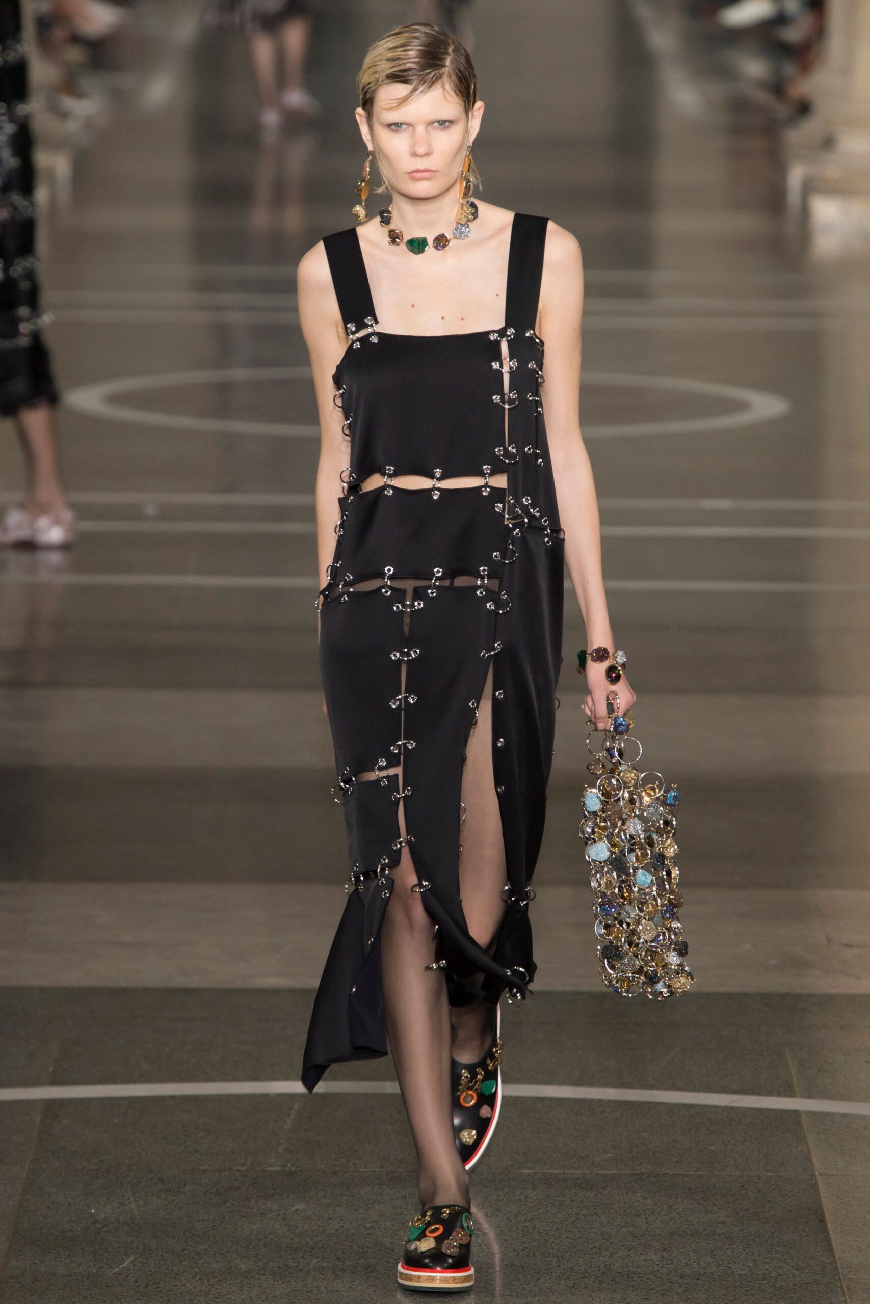 Christopher Kane S/S 17 Look 444