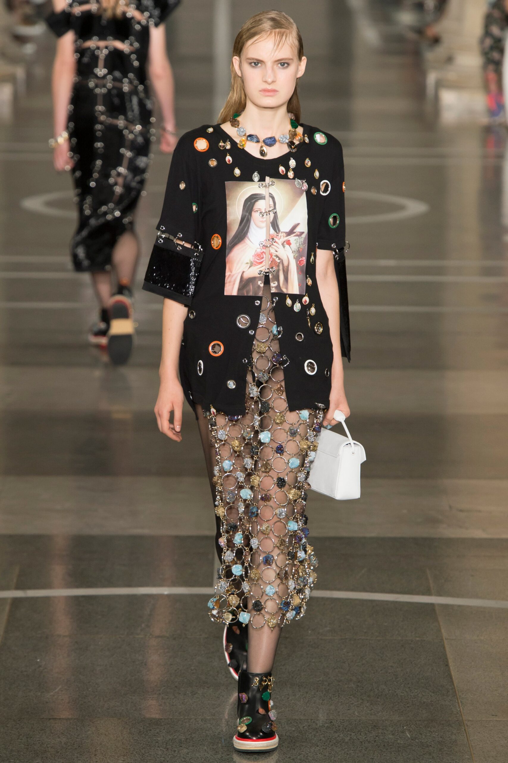 Christopher Kane S/S 17 Look 489
