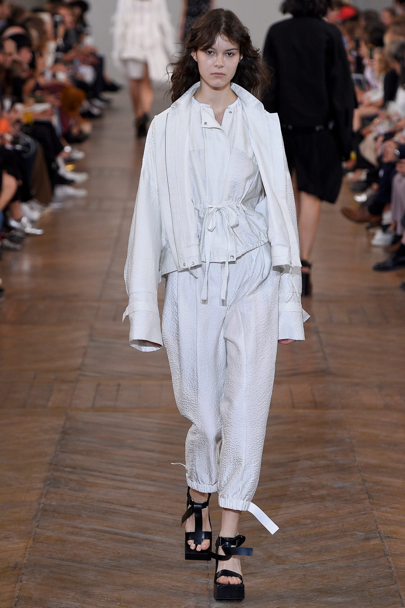 Christian Wijnants S/S 17 Look 35