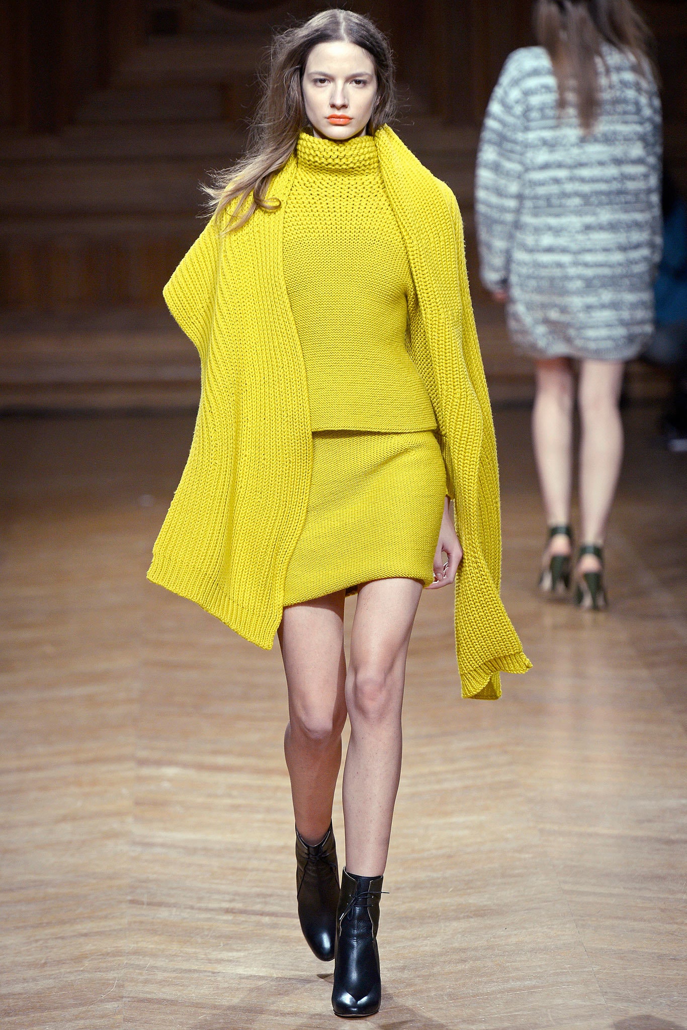 Christian Wijnants F/W 13 Look 49