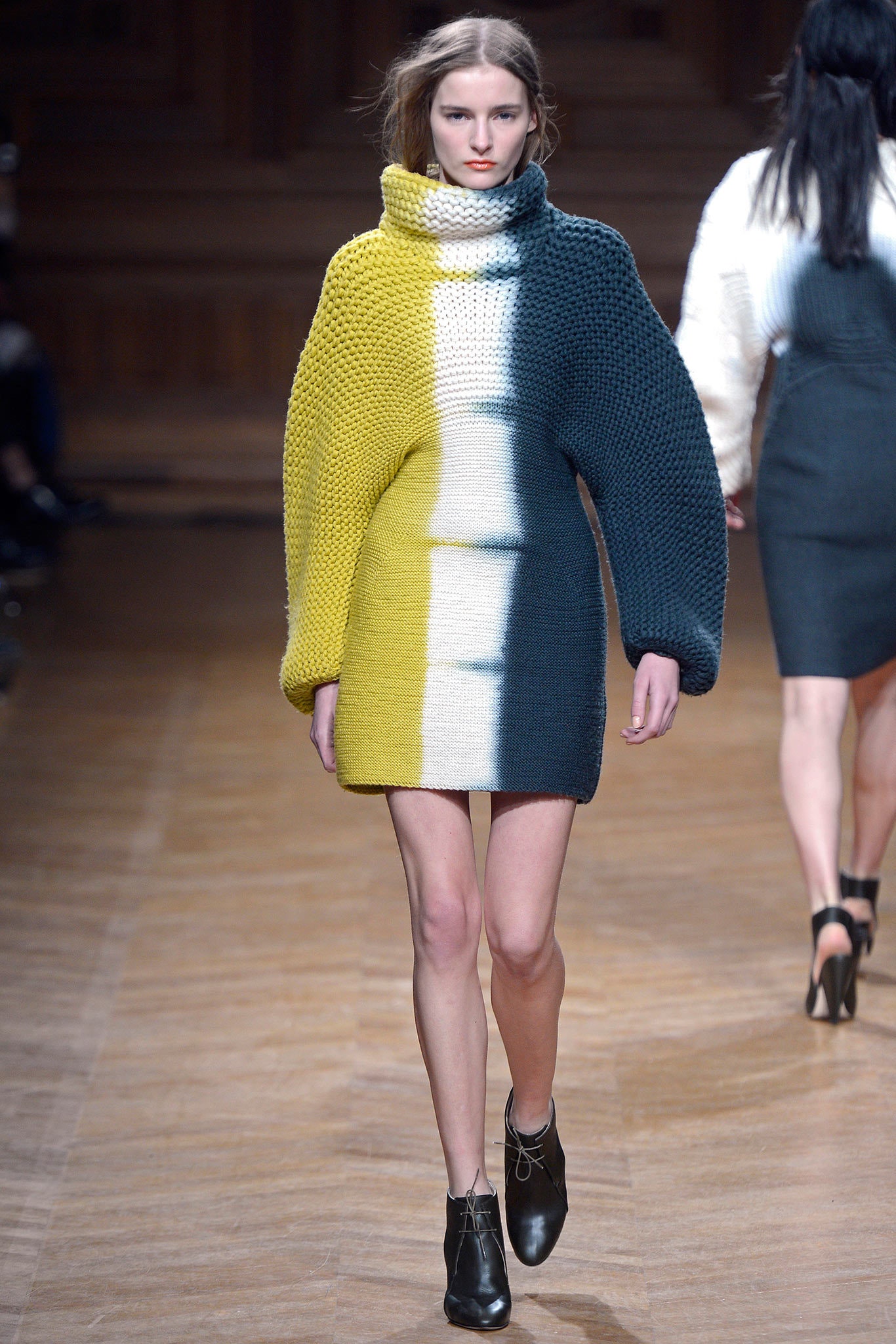 Christian Wijnants F/W 13 Look 86