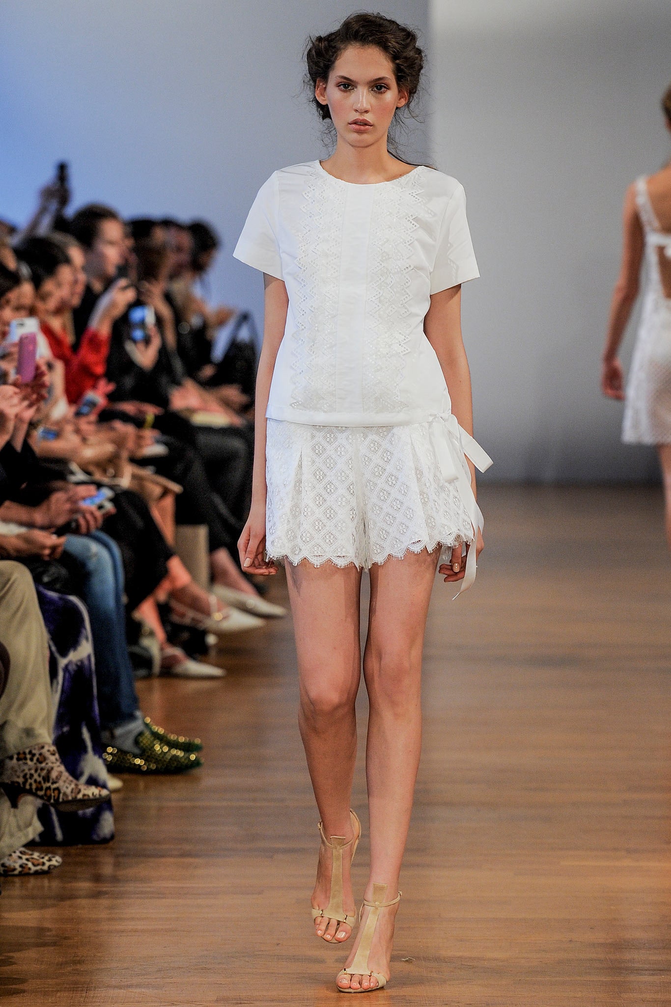 Collette Dinnigan S/S 14 Look 55